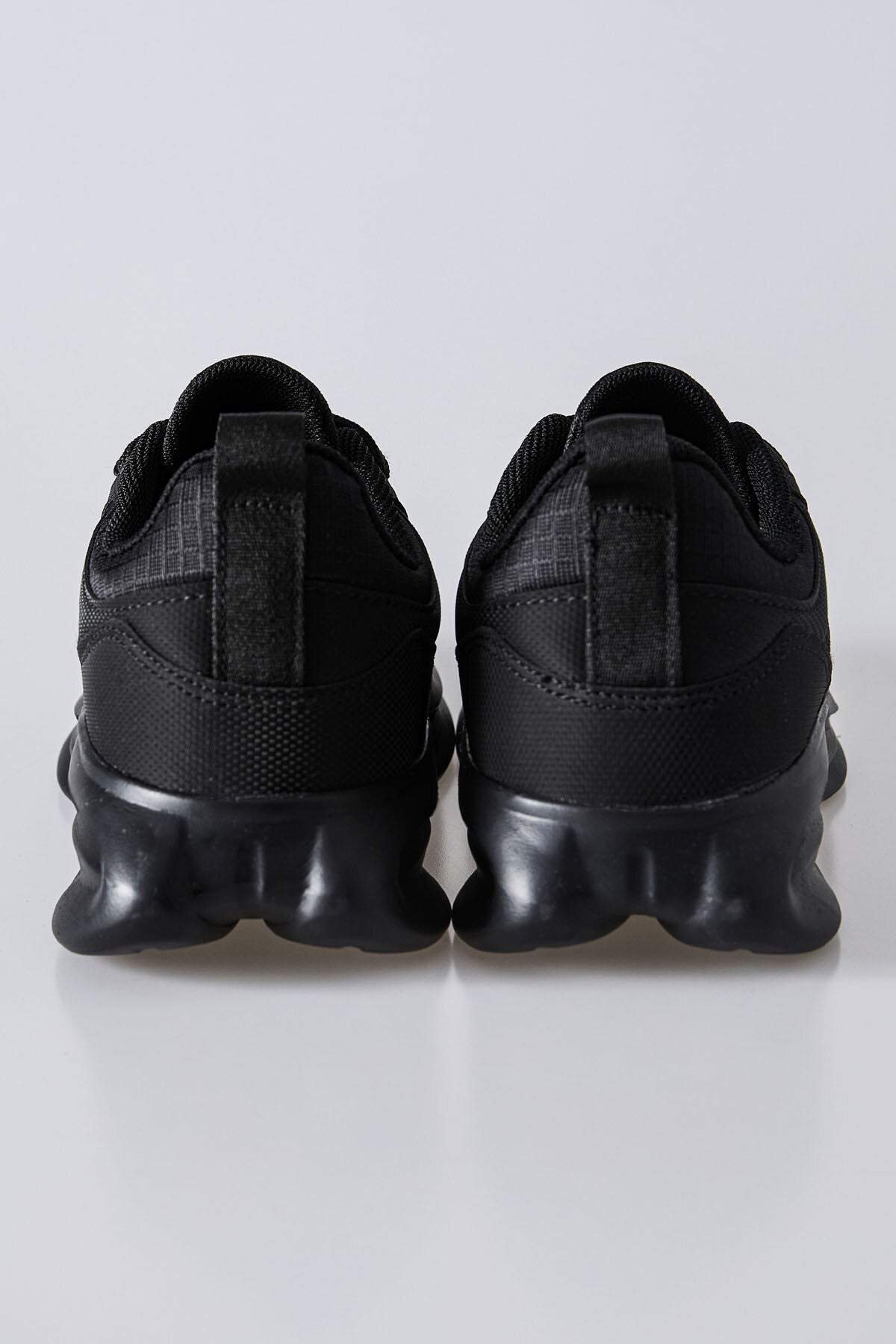 Black High-Top Laced Mesh Breathable Men's Sneakers -89128