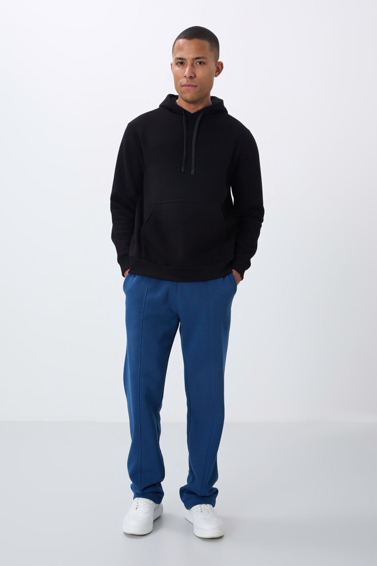 Black Cotton Thick Fleece-Lined Soft Textured Comfort Fit Embroidered Men's Sweatshirt - 88419