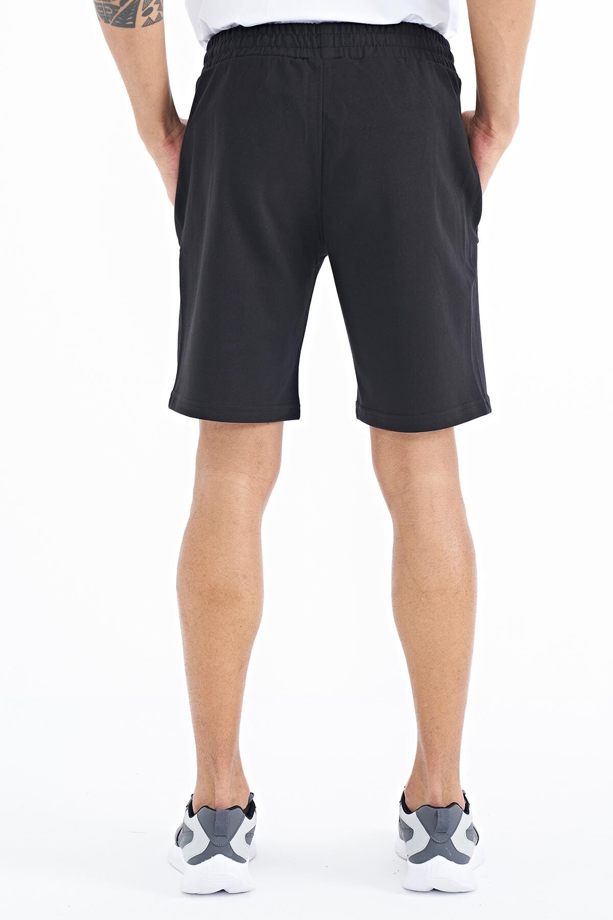 Ryan Black Striped Standard Fit Men's Shorts - 81239
