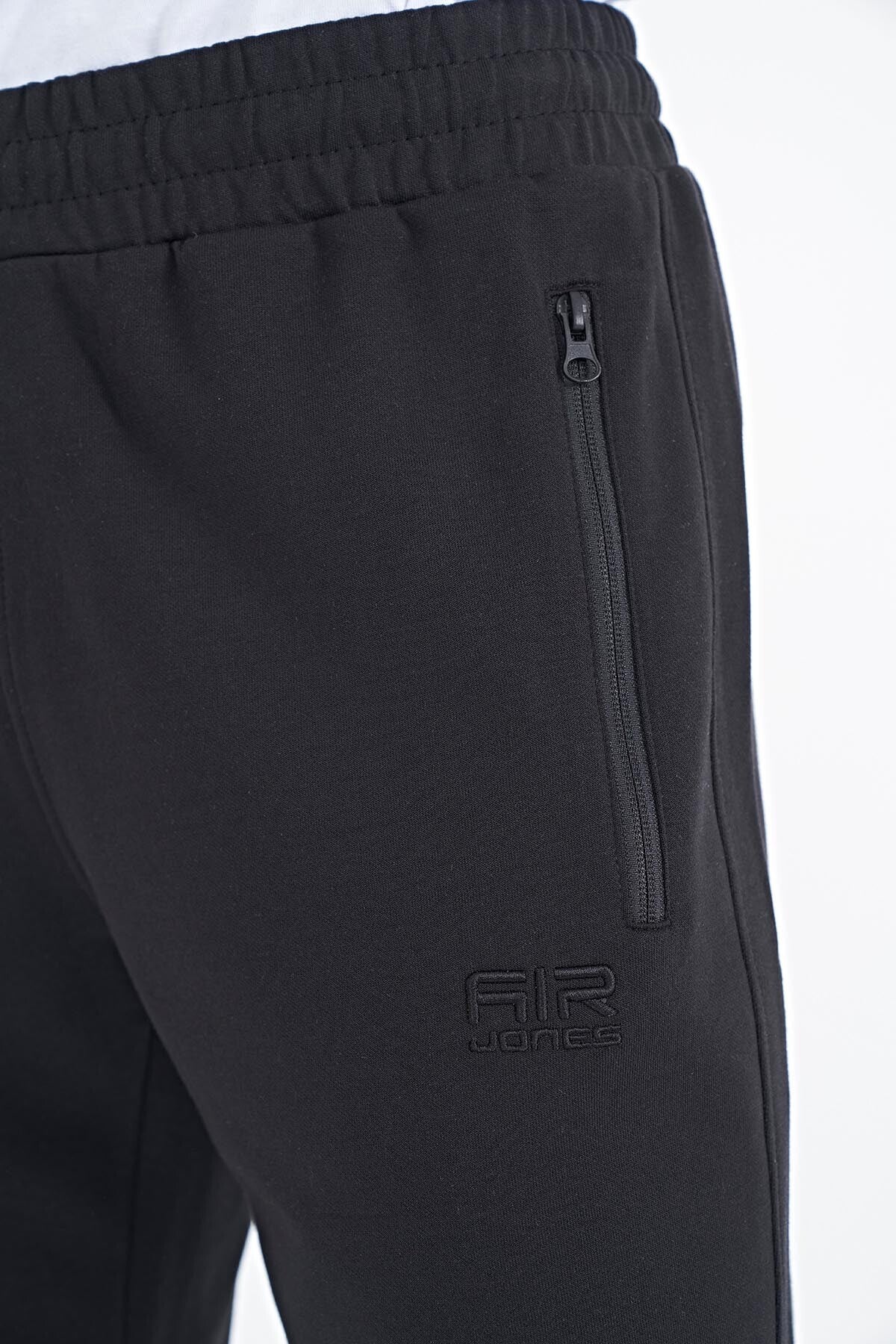 Ryan Black Striped Standard Fit Men's Shorts - 81239