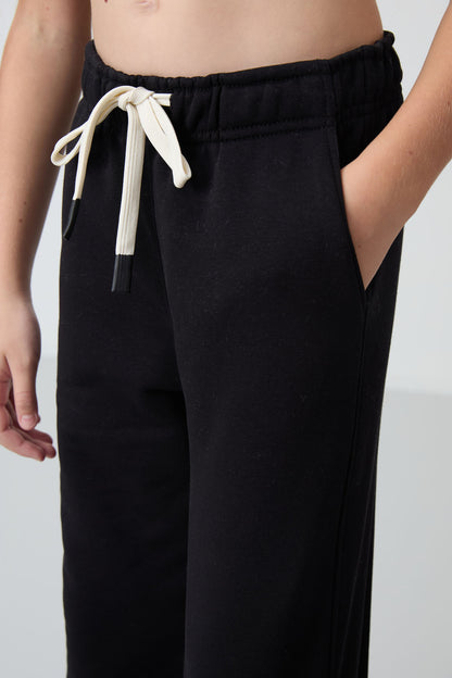 Black Cotton Lined Fleece Soft Textured Standard Fit Embroidered Girls' Tracksuit Bottom - 75146