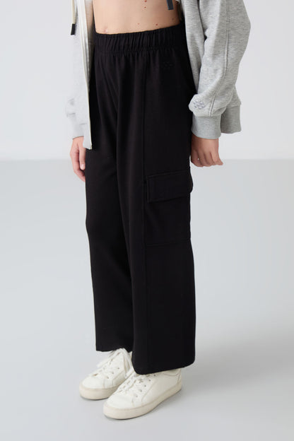Black Cargo Pocket Front Seam Detailed Wide Leg Girls' Tracksuit Bottom - 75143