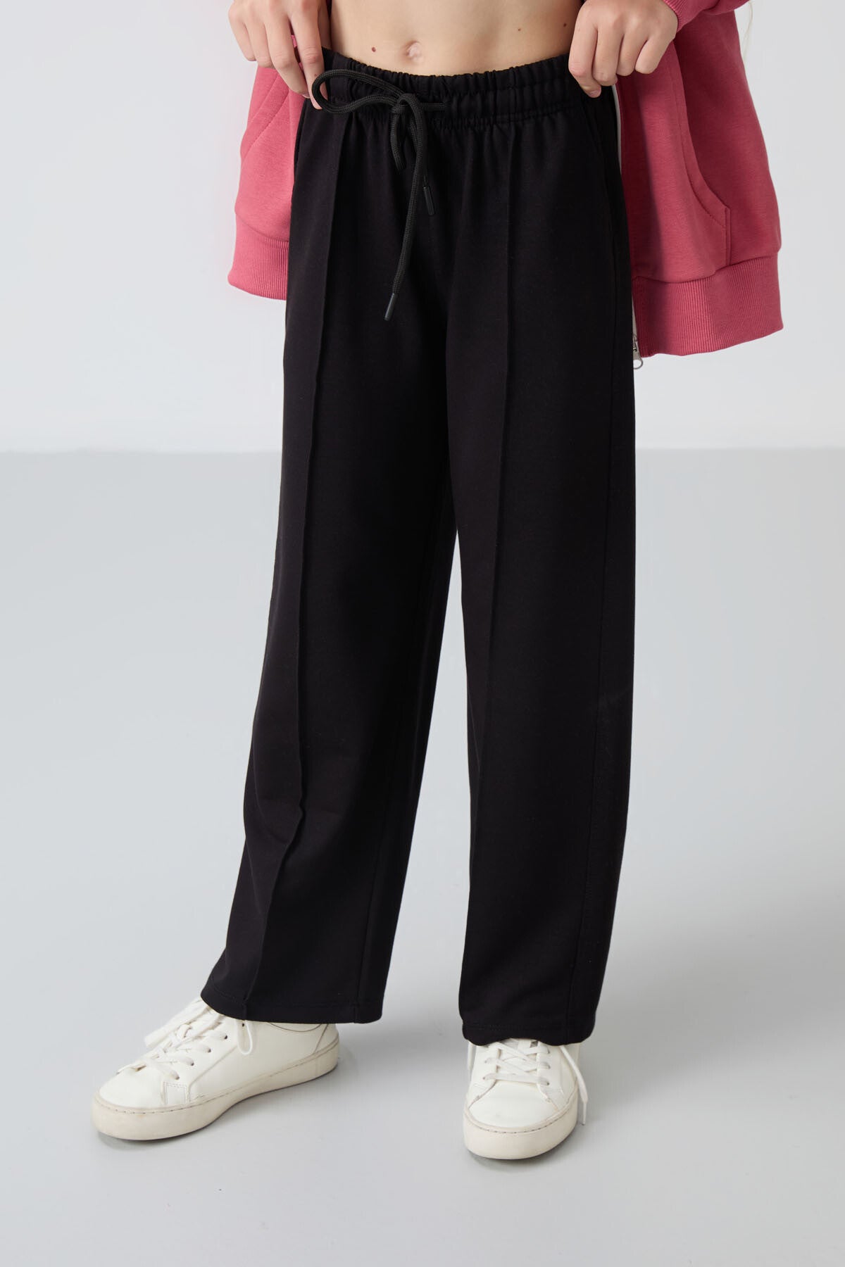 Black Striped Front Seam Detailed Wide Leg Girls' Tracksuit Bottom -75144
