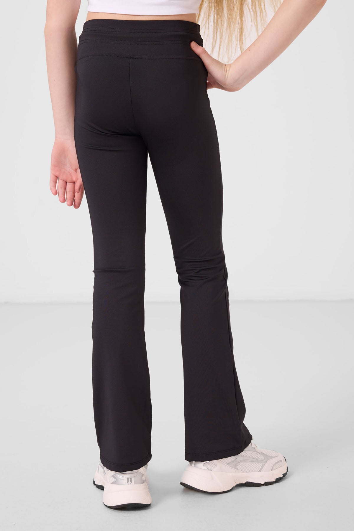 Black Flexible Standard Fit Basic Performance Girls Tights - 75193