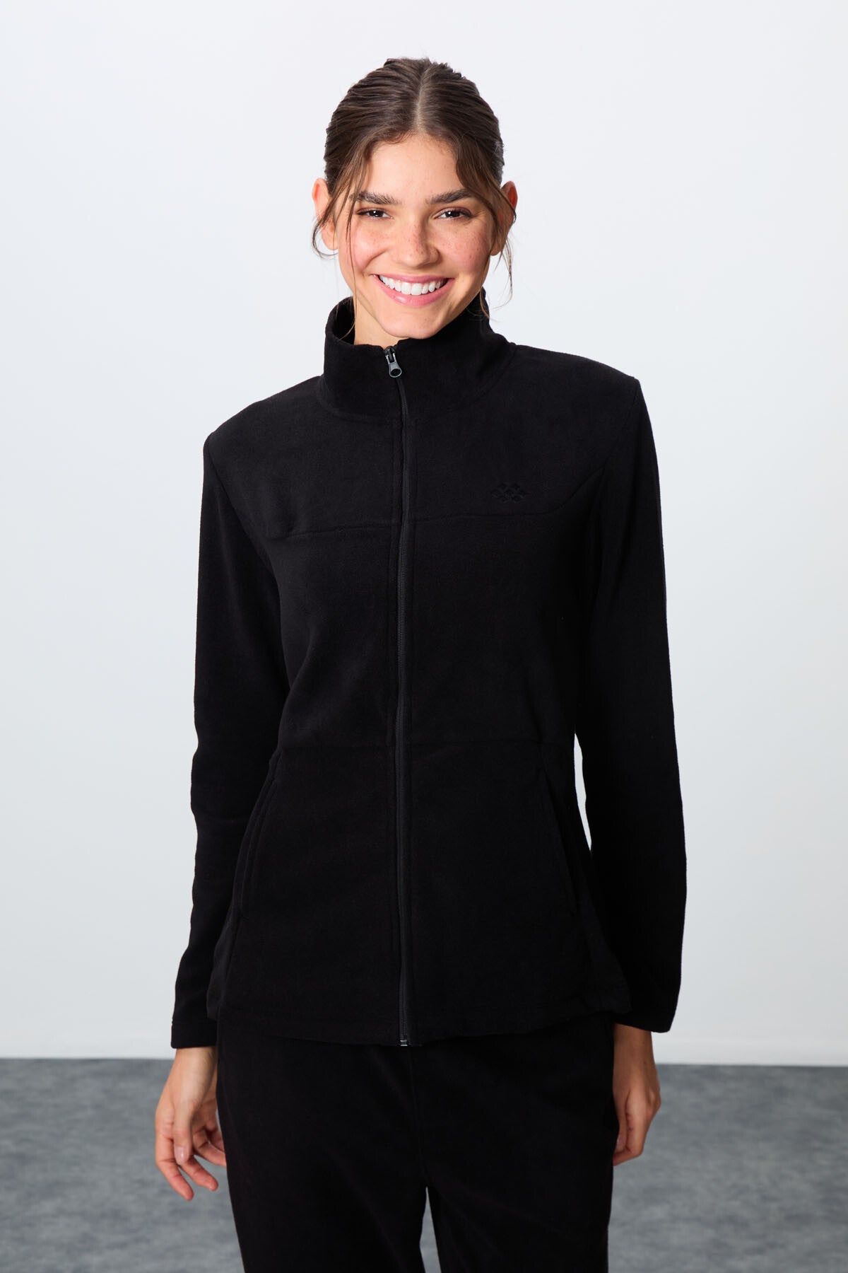 Black Thick Soft Textured Stand Collar Oversize Embroidered Fleece Women's Tracksuit Set -95339