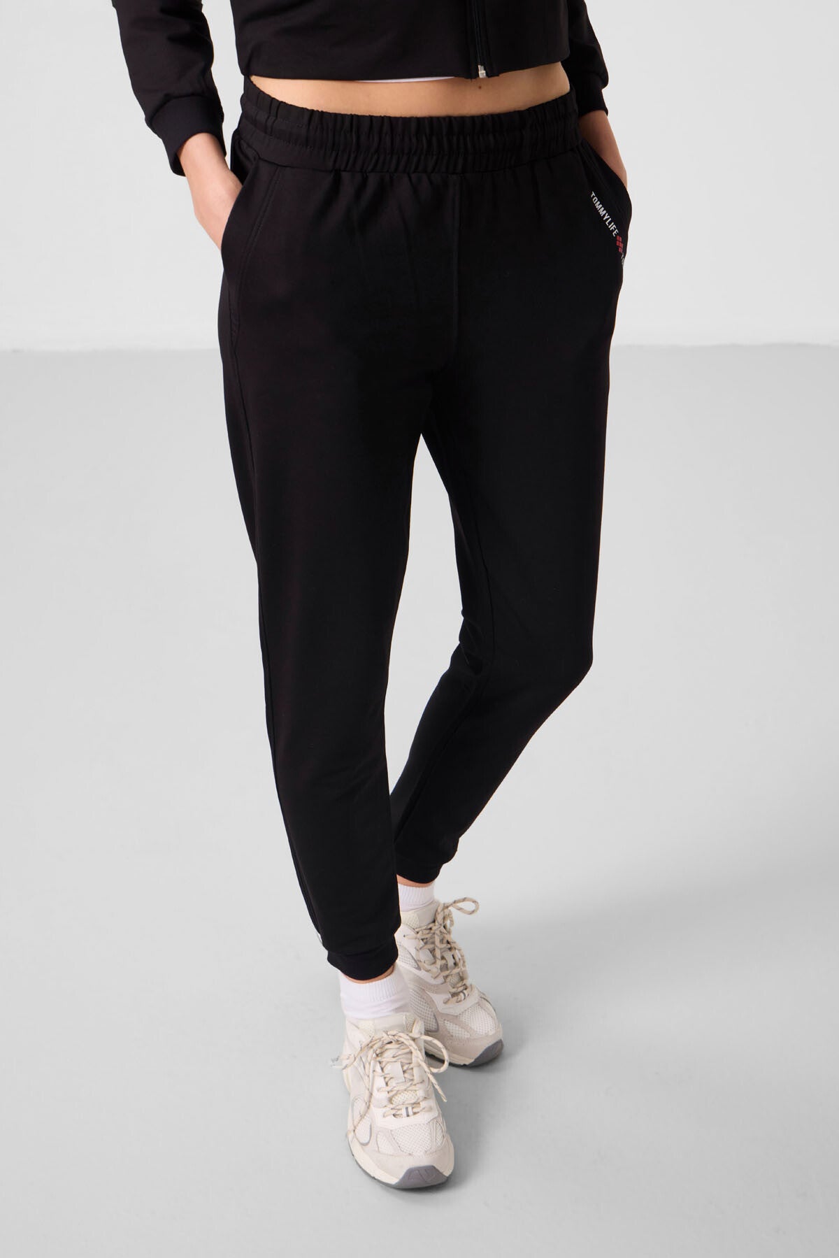 Black Hooded Zippered Oversize Women's Tracksuit Set - 95328