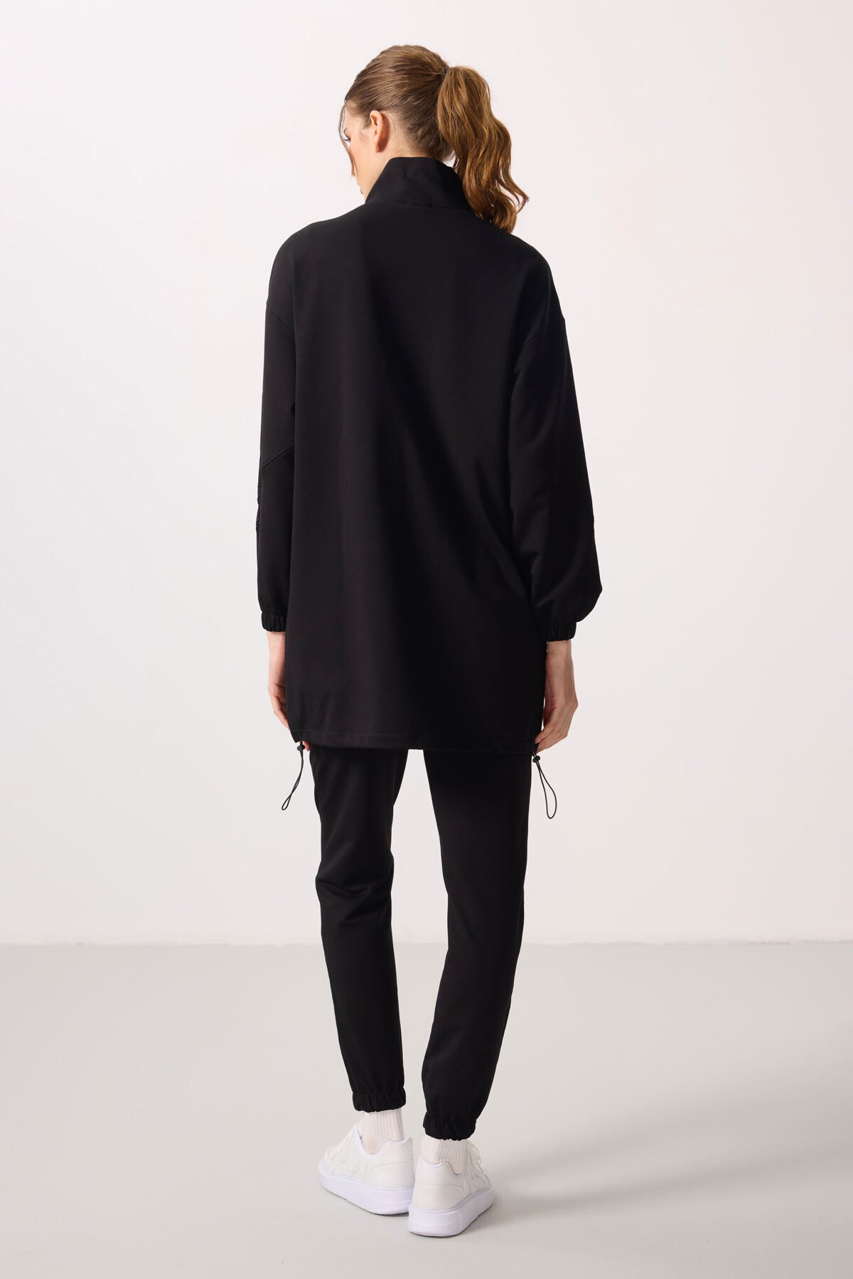 Black High Collar Zippered Comfort Fit Women's Tracksuit Tunic Set - 95345