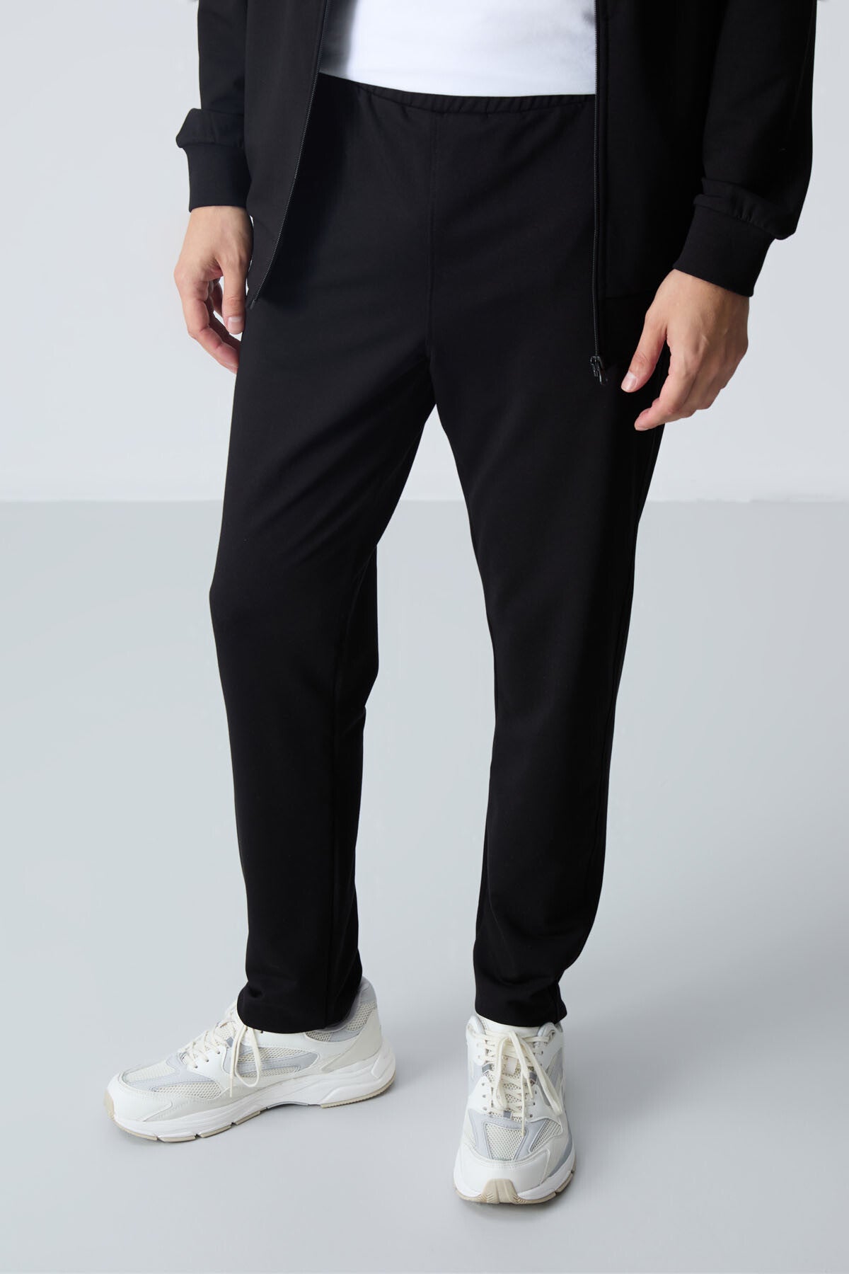 Black Cotton Thick Soft Textured Comfort Fit Basic Men's Tracksuit Set - 85260