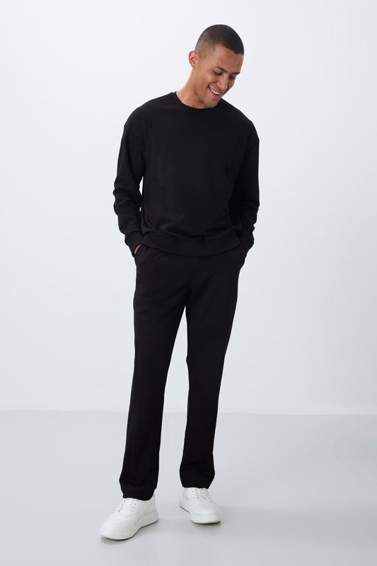Black Compact Cotton Thick Smooth Textured O Collar Comfort Fit Men's Tracksuit Set -85263