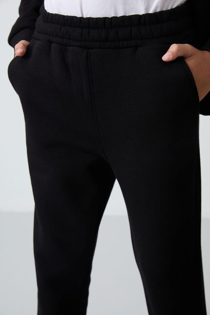 Black Cotton Thick Fleece-Lined Soft Textured Standard Fit Embroidered Boys' Tracksuit Set - 11256