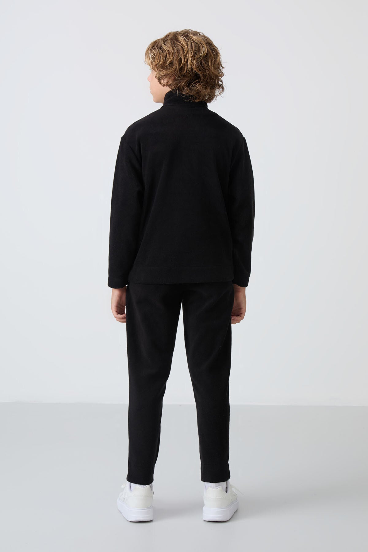 Black Thick Soft Textured Standard Fit Embroidered Fleece Boys' Tracksuit Set - 11218