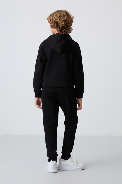 Black Cotton Thick Fleece-Lined Soft Textured Standard Fit Embroidered Boys' Tracksuit Set - 11255