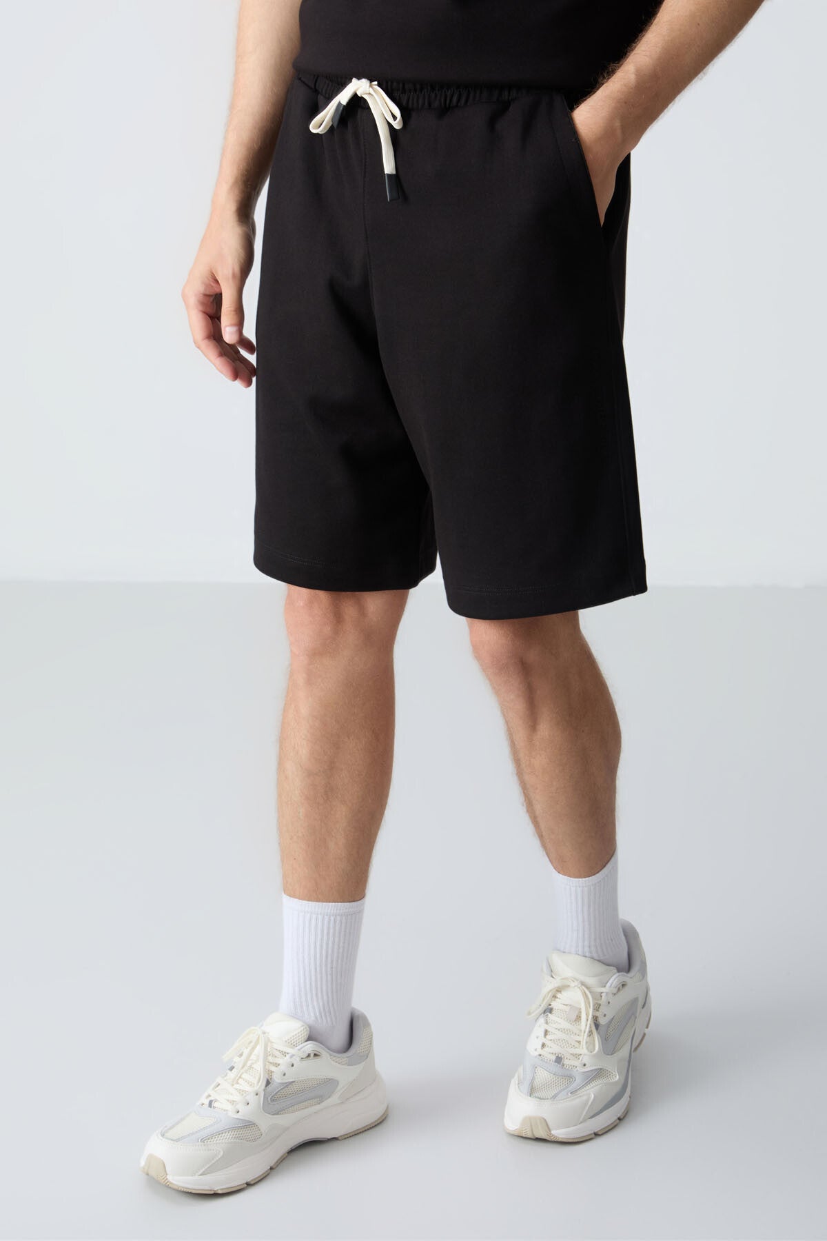Black Cotton Thick Soft Textured Oversize Fit Basic Men's Shorts Set - 85257