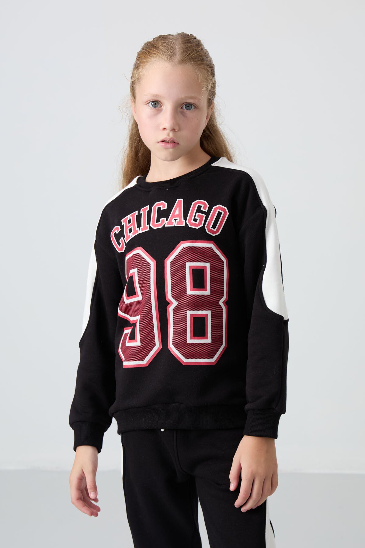 Black Cotton Fleece-Lined Soft Textured Standard Fit Embroidered Girls' Tracksuit Set - 75170