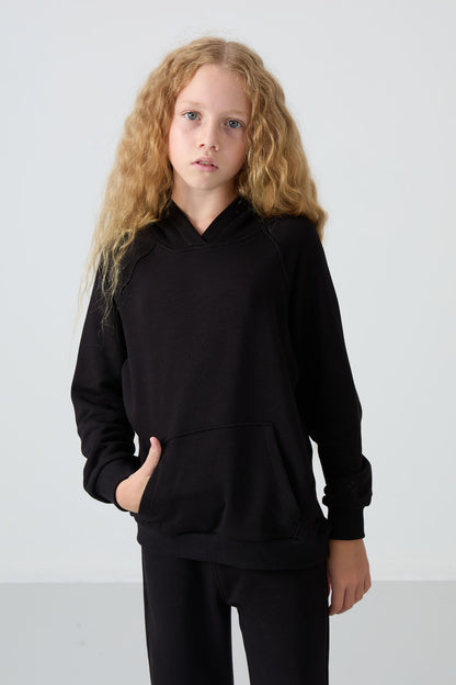 Black Cotton Fleece-Lined Soft Textured Standard Fit Embroidered Girls' Tracksuit Set - 75162