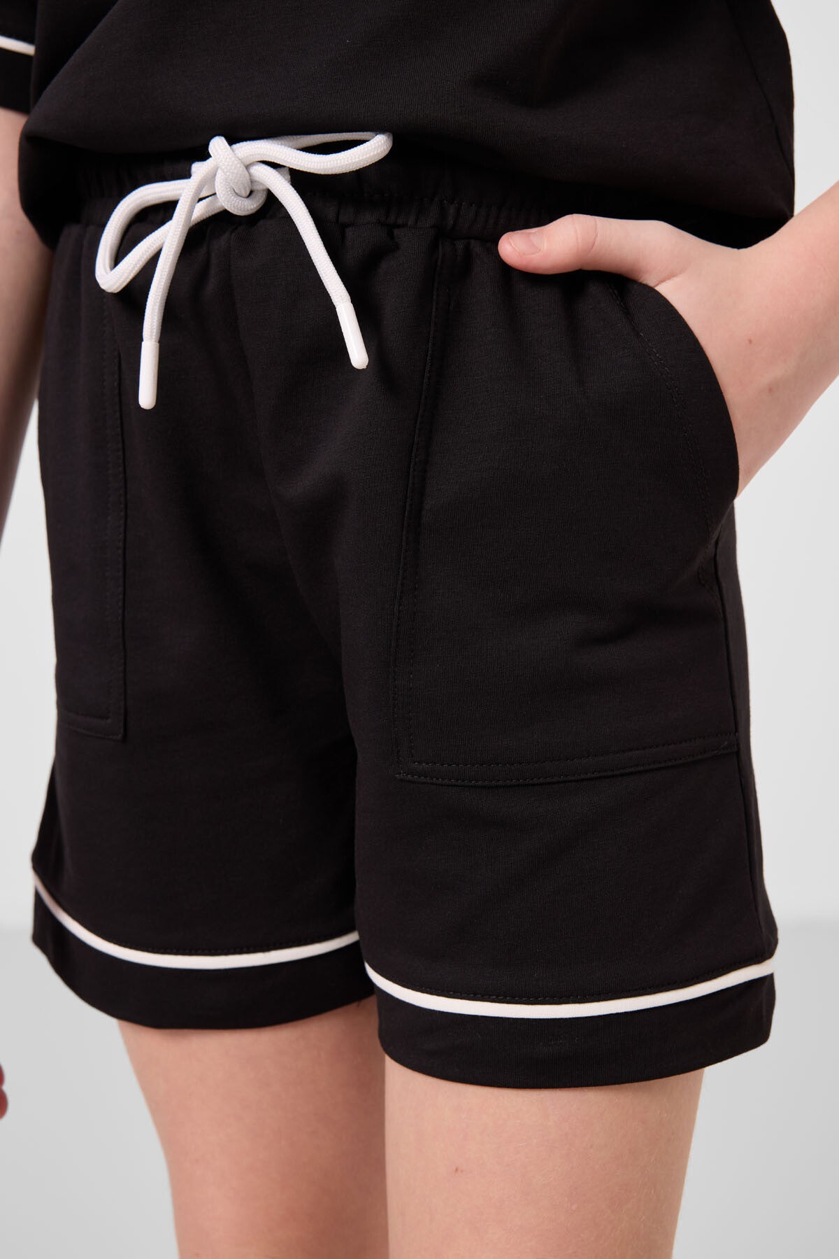 Black cotton soft cloth Standard Fit Basic Shorts Set - 75183