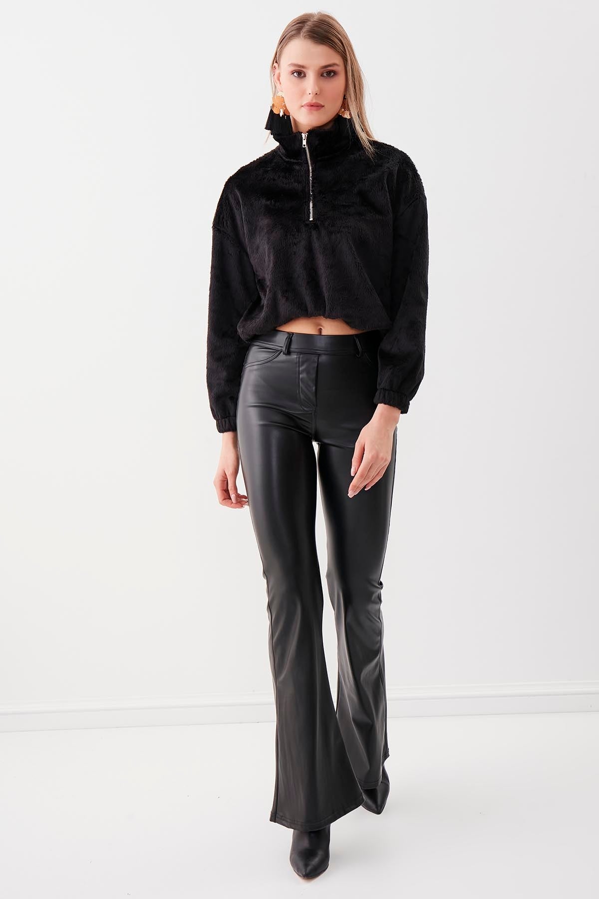 PELUSH SWEAT WITH ZIPPER