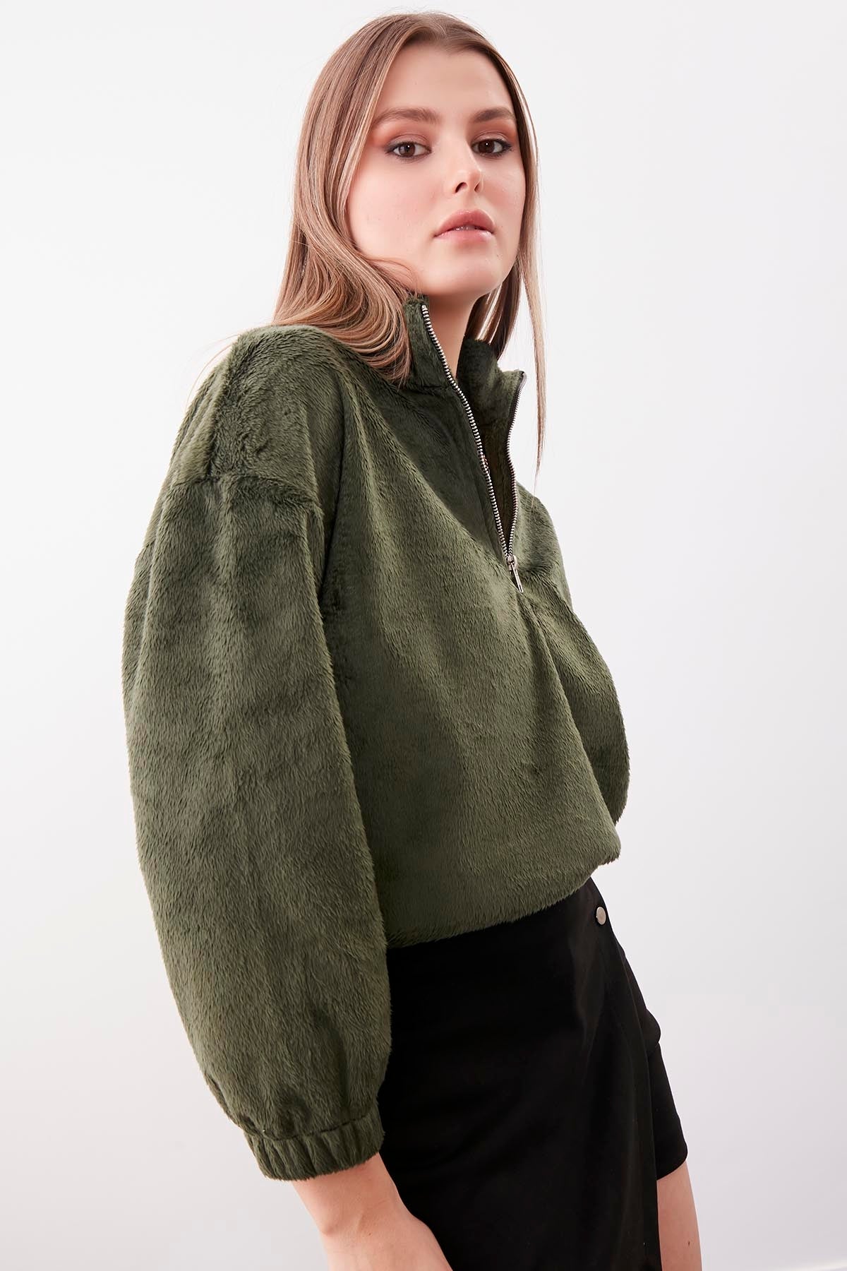 PELUSH SWEAT WITH ZIPPER