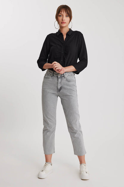 SLIM FIT CROP JEANS