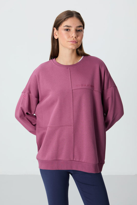 Soft Cherry Compact Cotton Thick Smooth Textured O Collar Oversize Fit Women's Sweatshirt - 97288