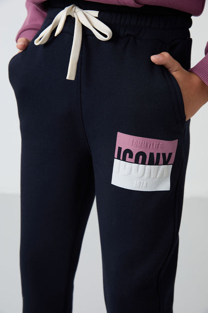Soft Cherry-Navy Blue Cotton Thick Inner Fleece Soft Textured Standard Fit Printed Boys' Tracksuit Set - 11246