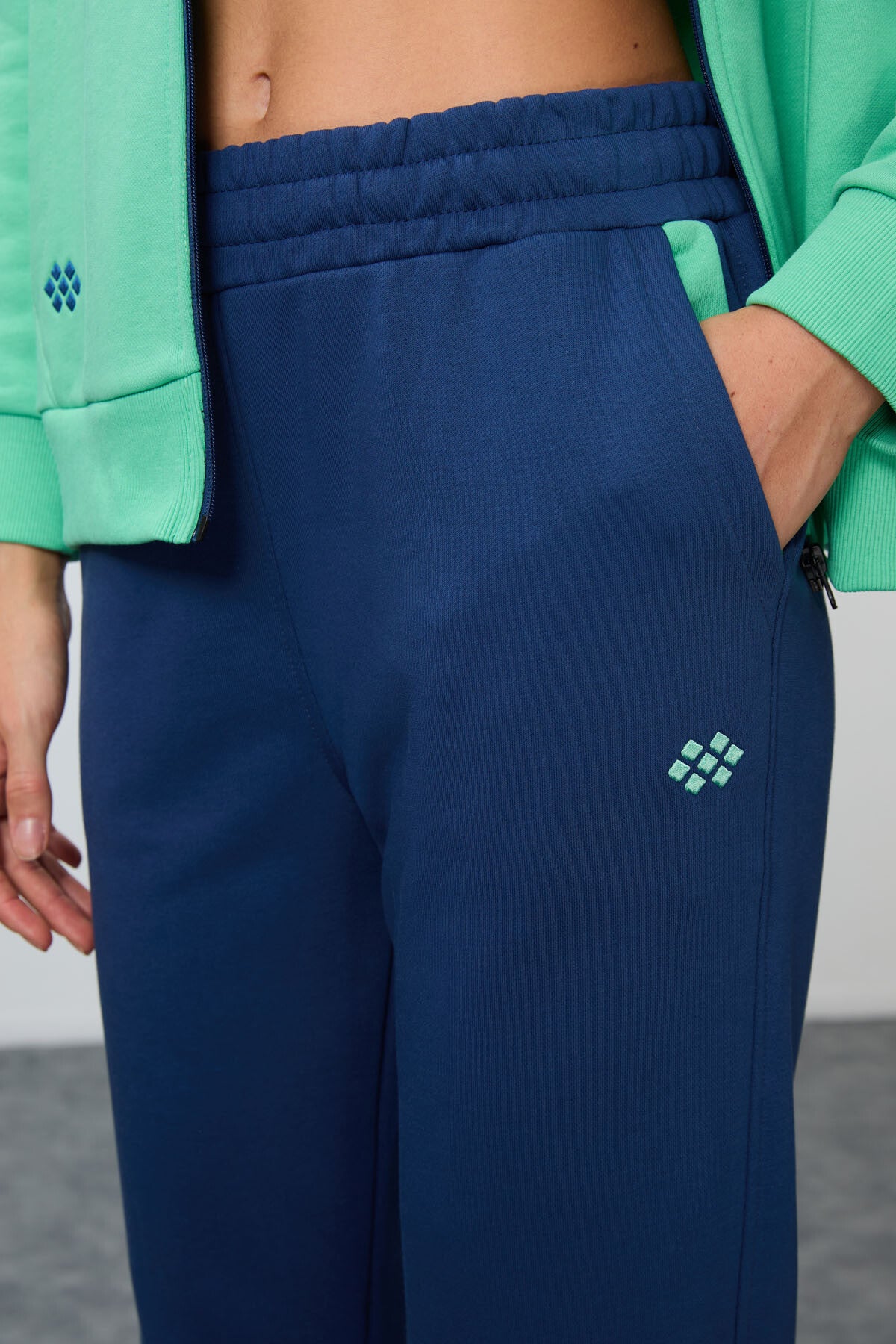Plus Size Tracksuit Set - 95343
