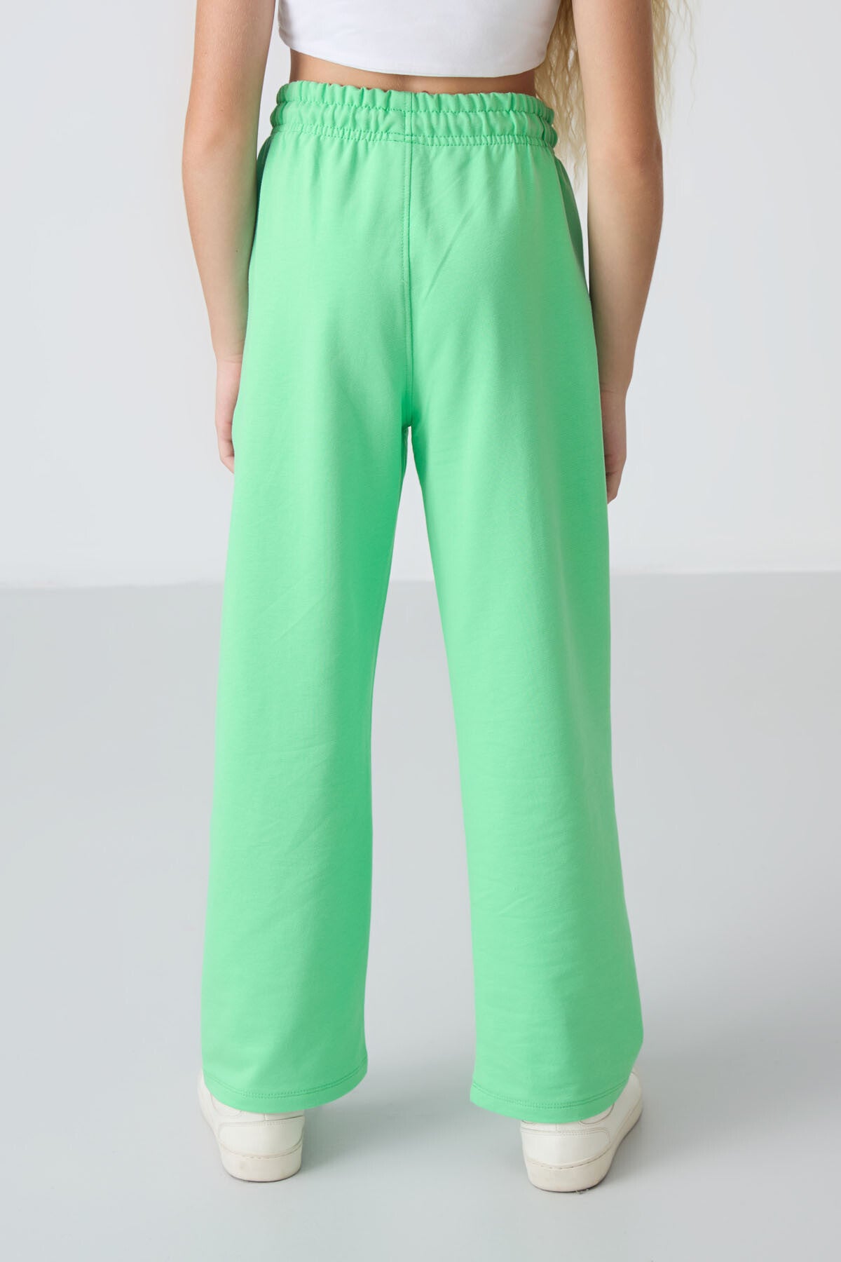 Light Green Pocketed Front Seam Detailed Wide Leg Girls' Tracksuit Bottom -75144