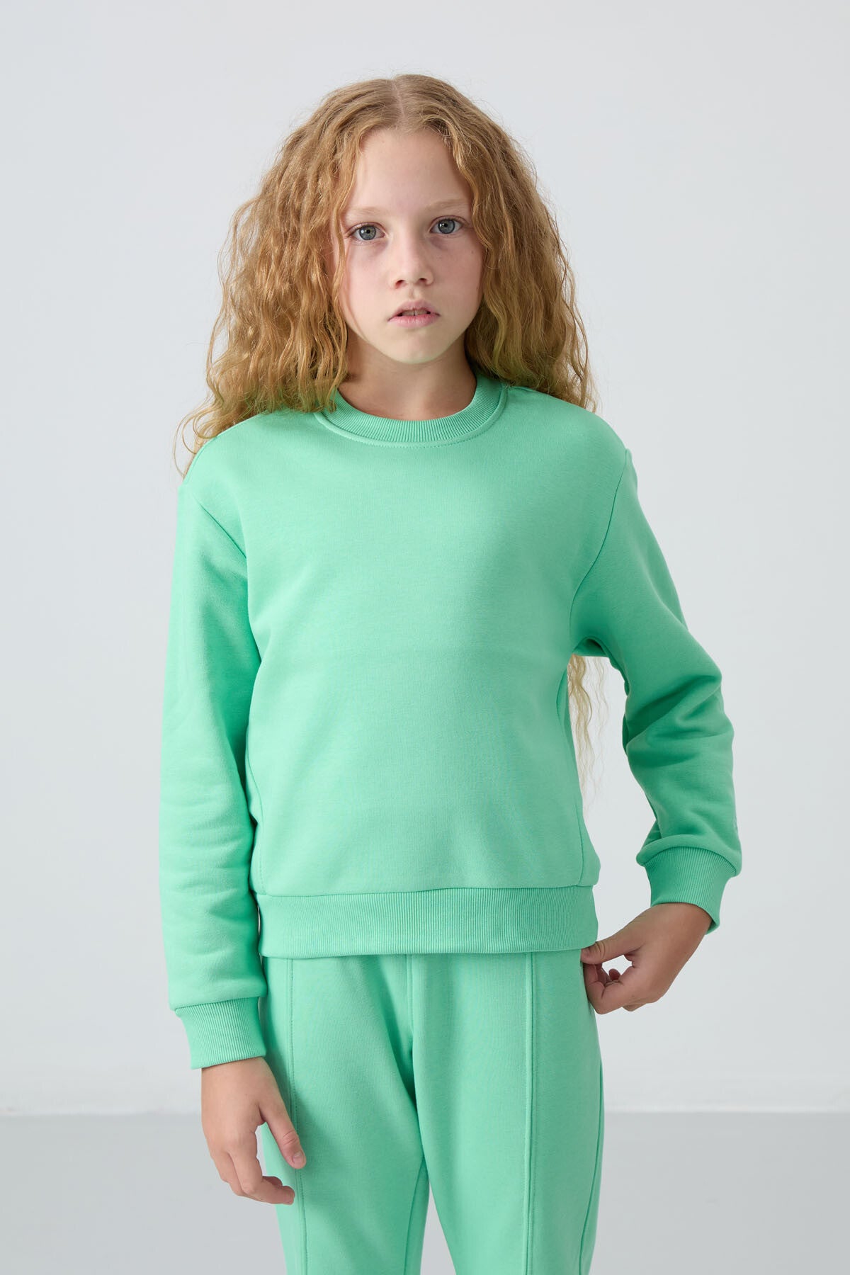 Light Green Cotton Fleece-Lined Soft Textured Oversize Embroidered Girls' Tracksuit Set - 75145