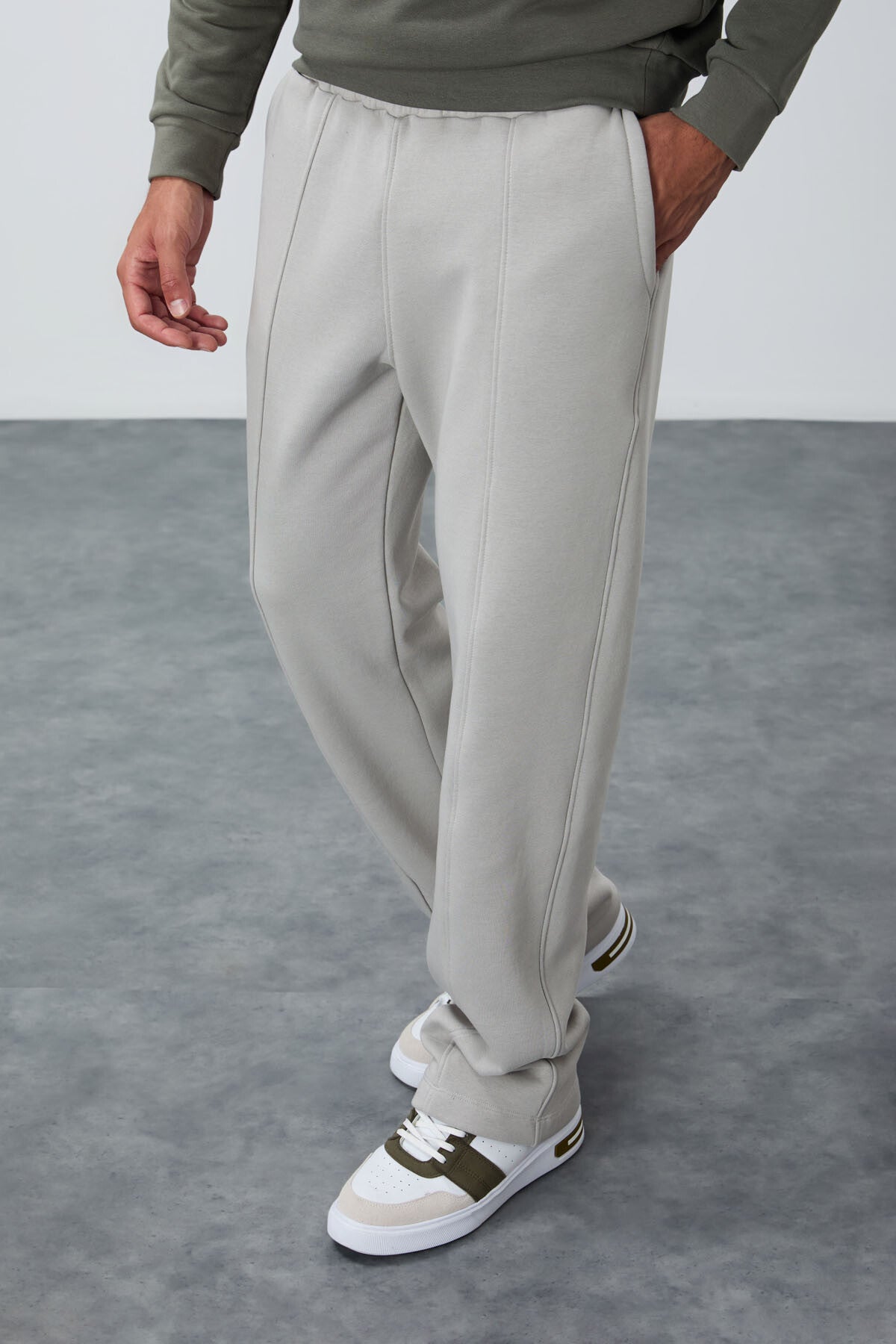 Stone Cotton Thick Fleece-Lined Soft Textured Oversize Embroidered Men's Tracksuit Bottom -82146