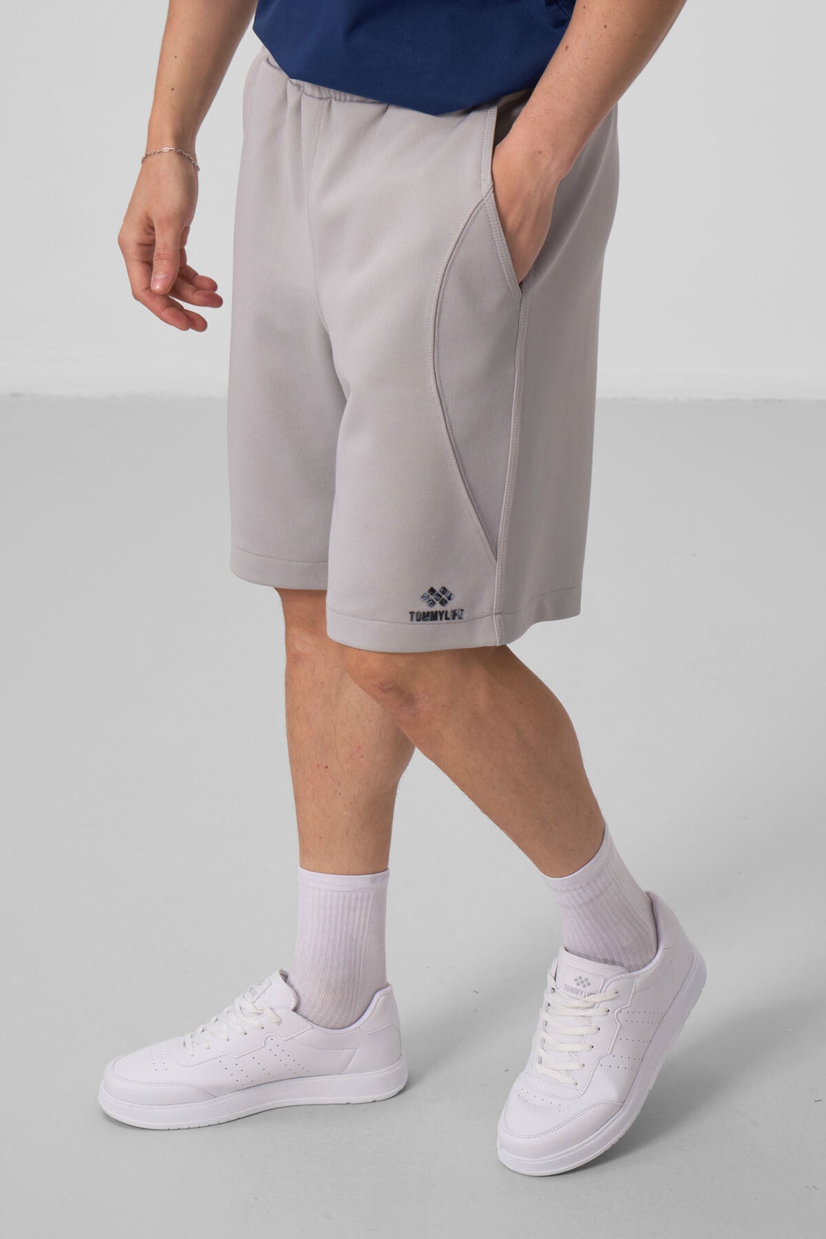 Stone Surface Textured Oversize Men's Shorts - 81288