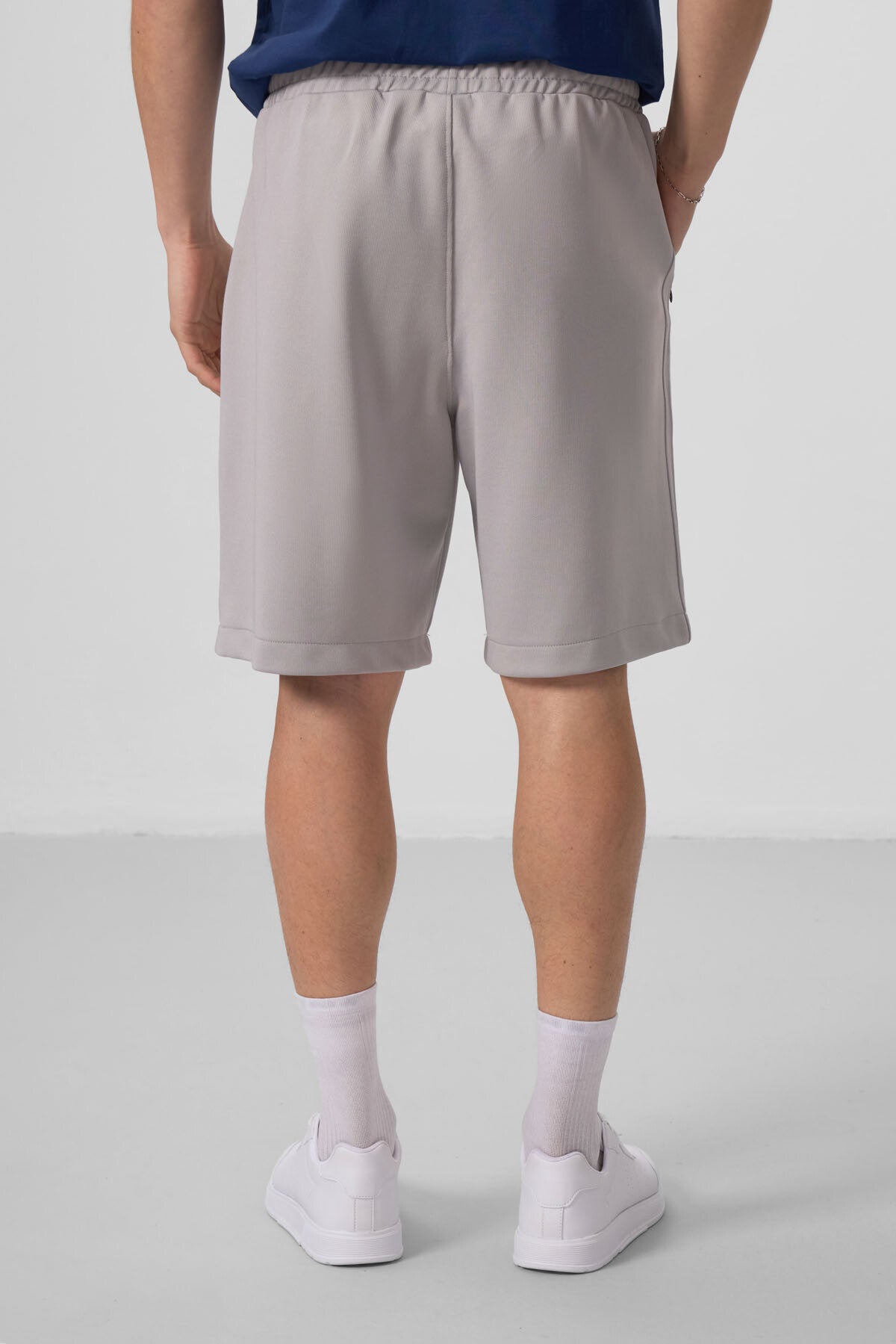 Stone Surface Textured Oversize Men's Shorts - 81288
