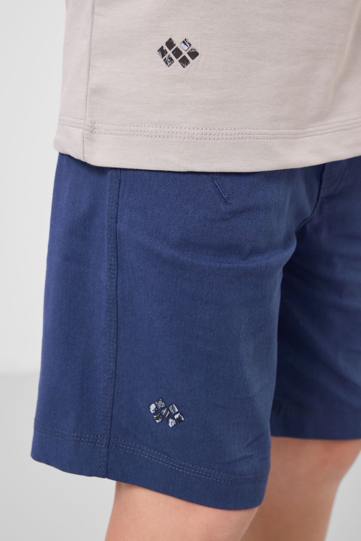Stone-Parliament oversize cotton fit woven lightweight elastic Chino Shorts set - 11277