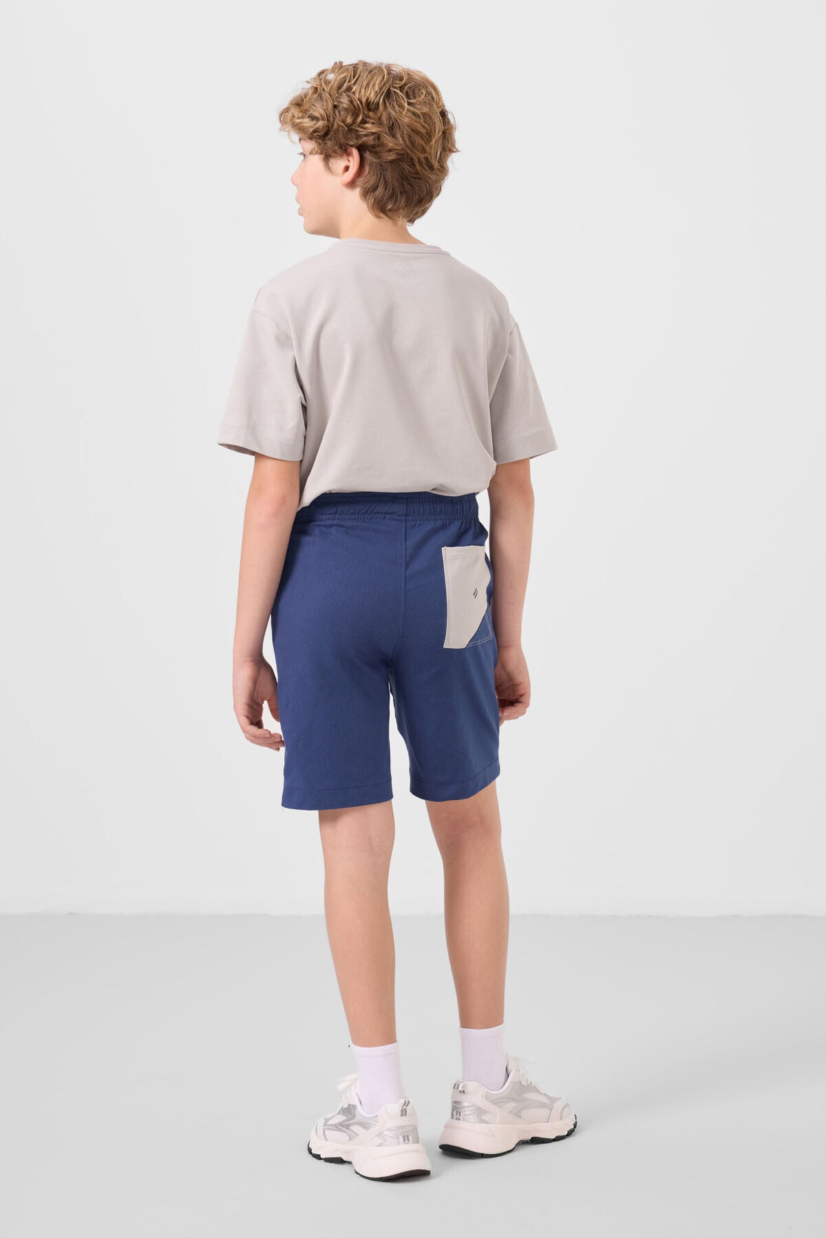 Stone-Parliament oversize cotton fit woven lightweight elastic Chino shorts set - 11278