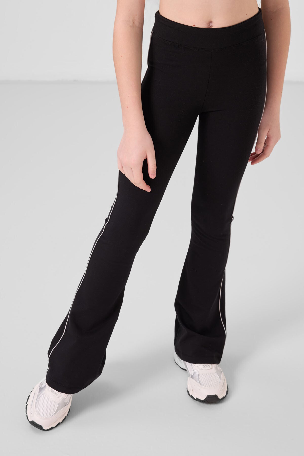 Stone-Black Cotton O Collar Standard Fit Basic Girl Tights Set - 75192