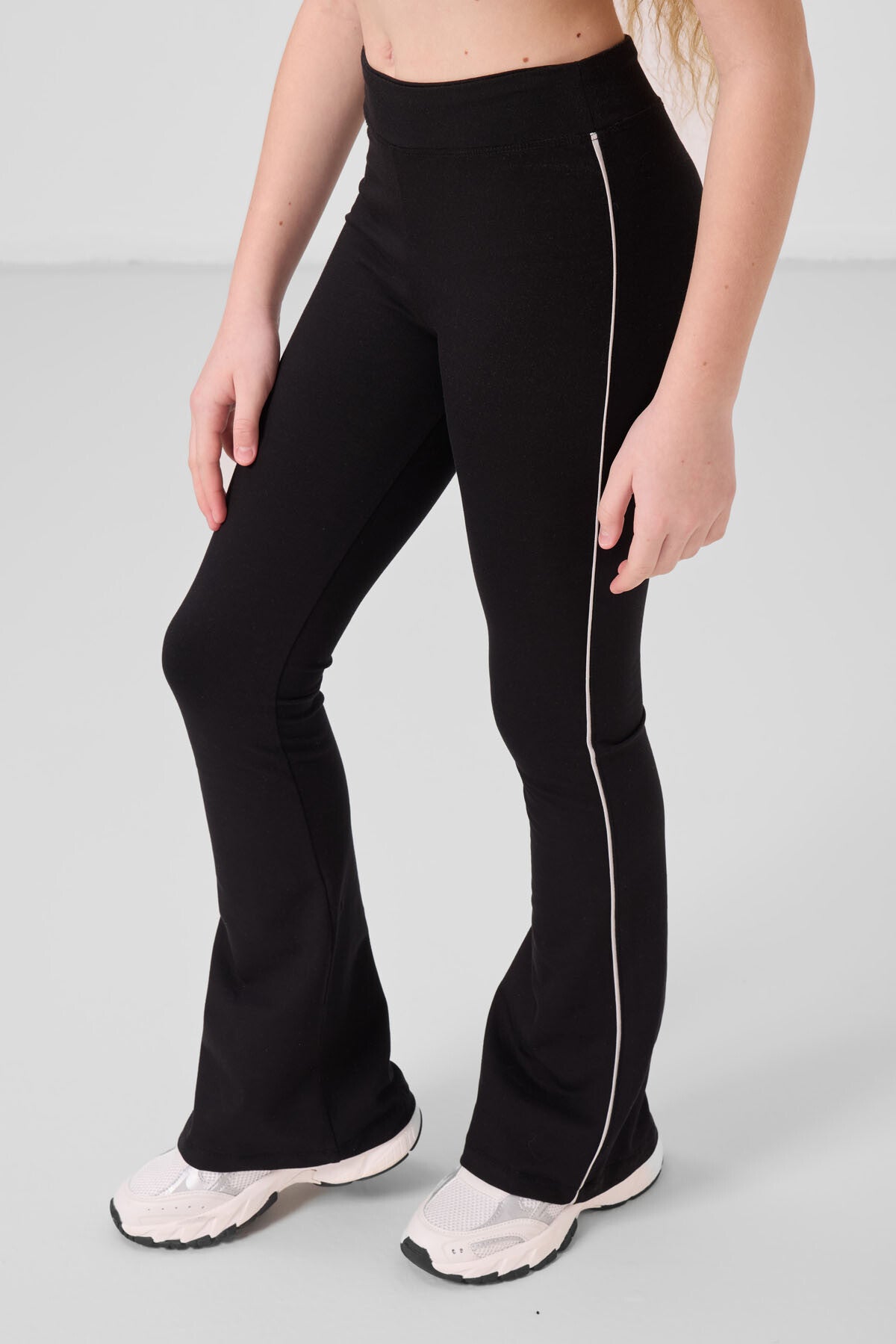 Stone-Black Cotton O Collar Standard Fit Basic Girl Tights Set - 75192
