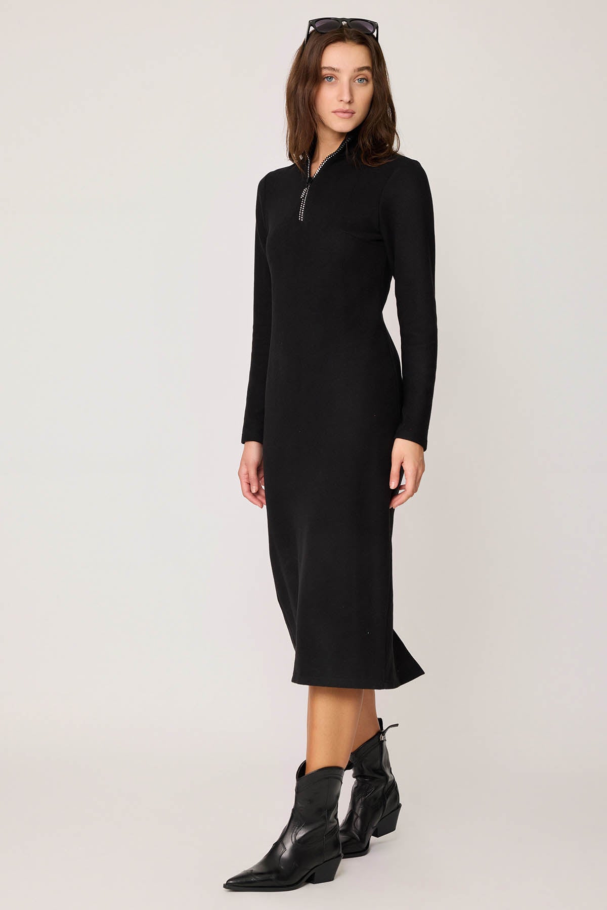 KNITTED DRESS WITH ZIPPERS
