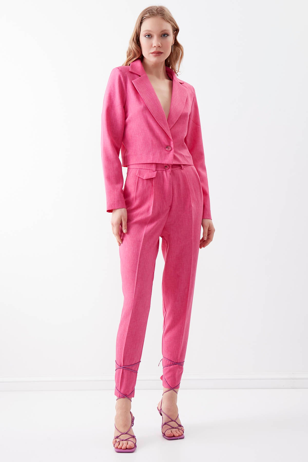 ONE BUTTON CROP JACKET
