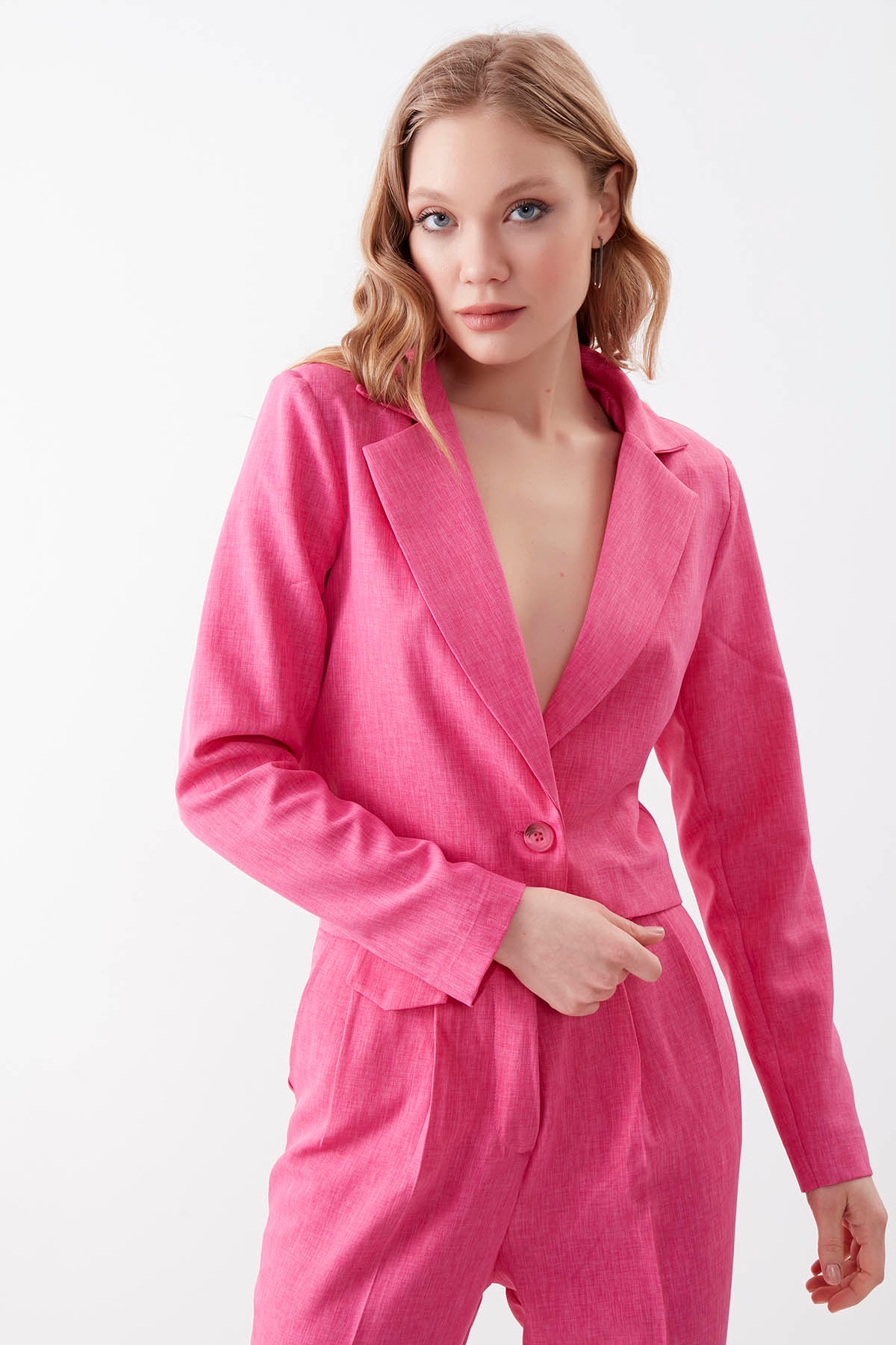 ONE BUTTON CROP JACKET