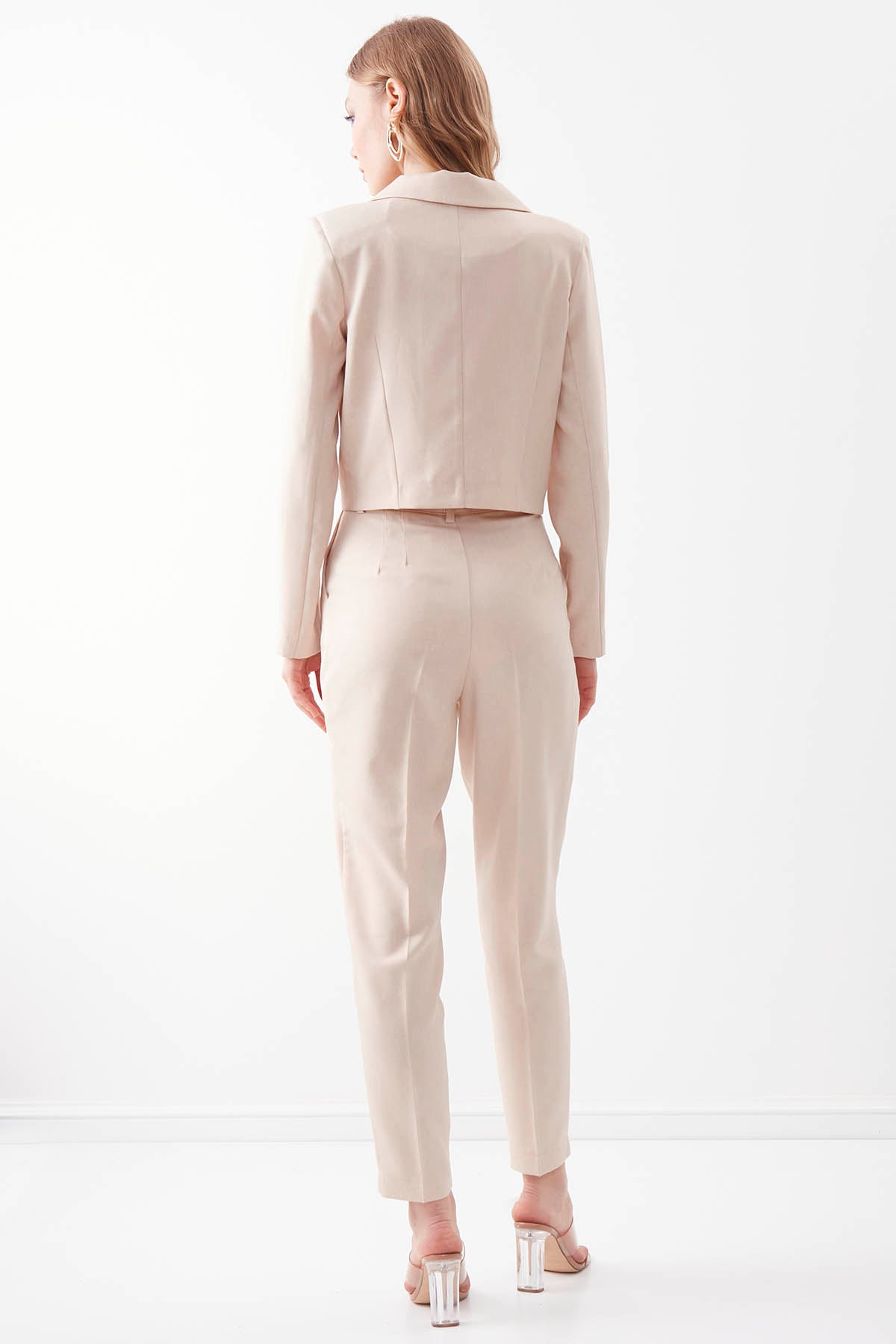 ONE BUTTON CROP JACKET