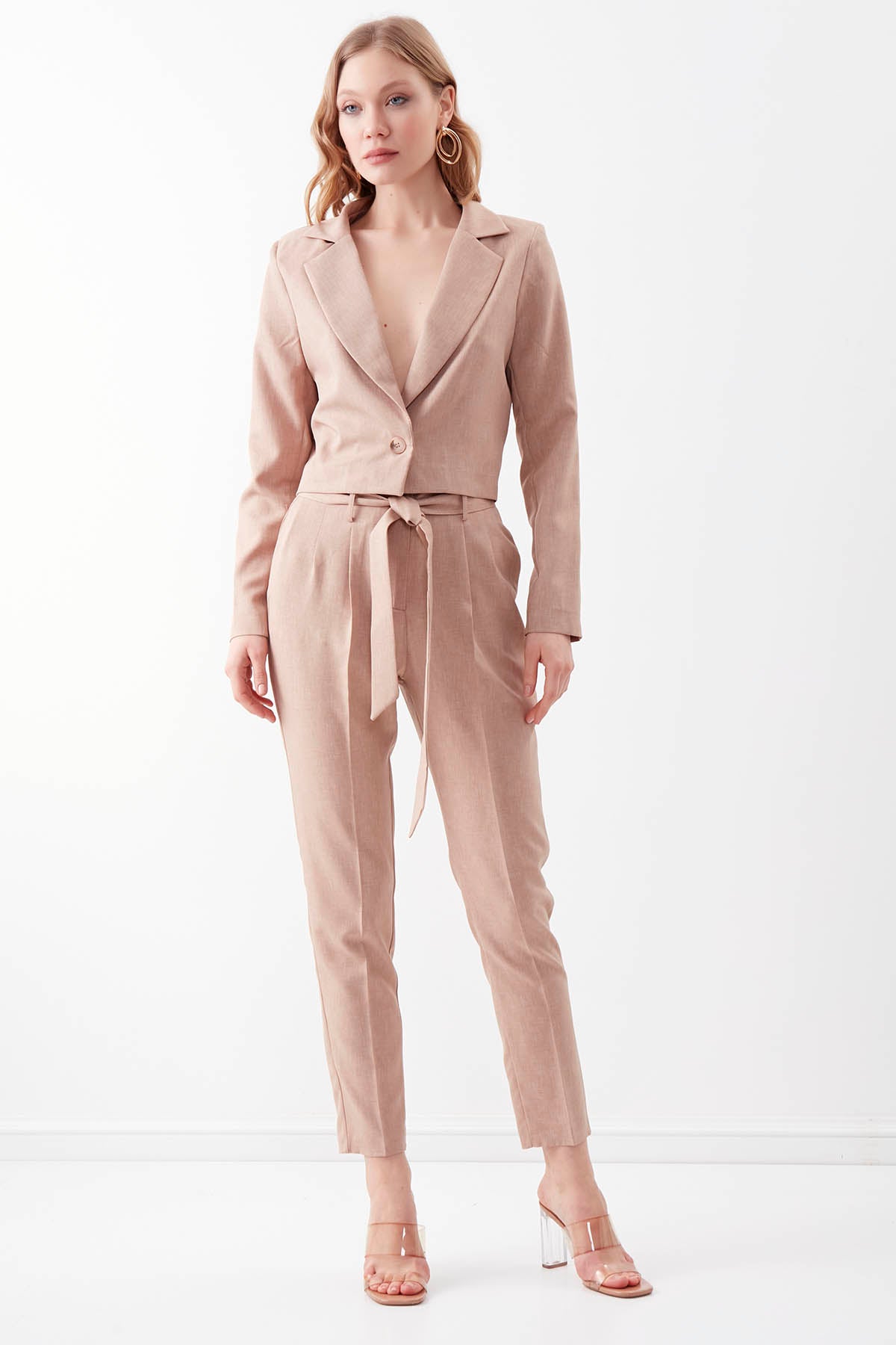 ONE BUTTON CROP JACKET