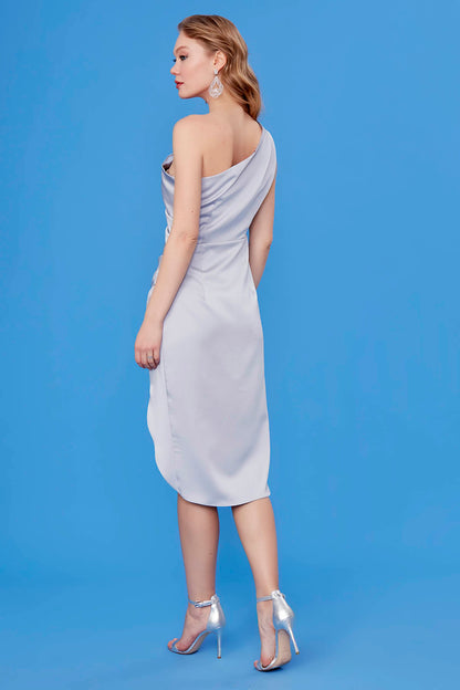 ONE SHOULDER SATIN DRESS
