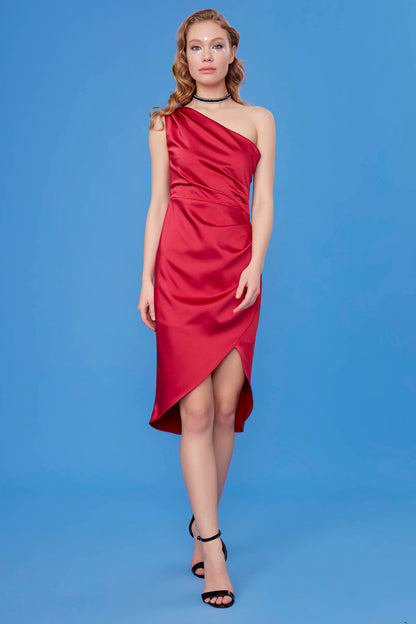 ONE SHOULDER SATIN DRESS