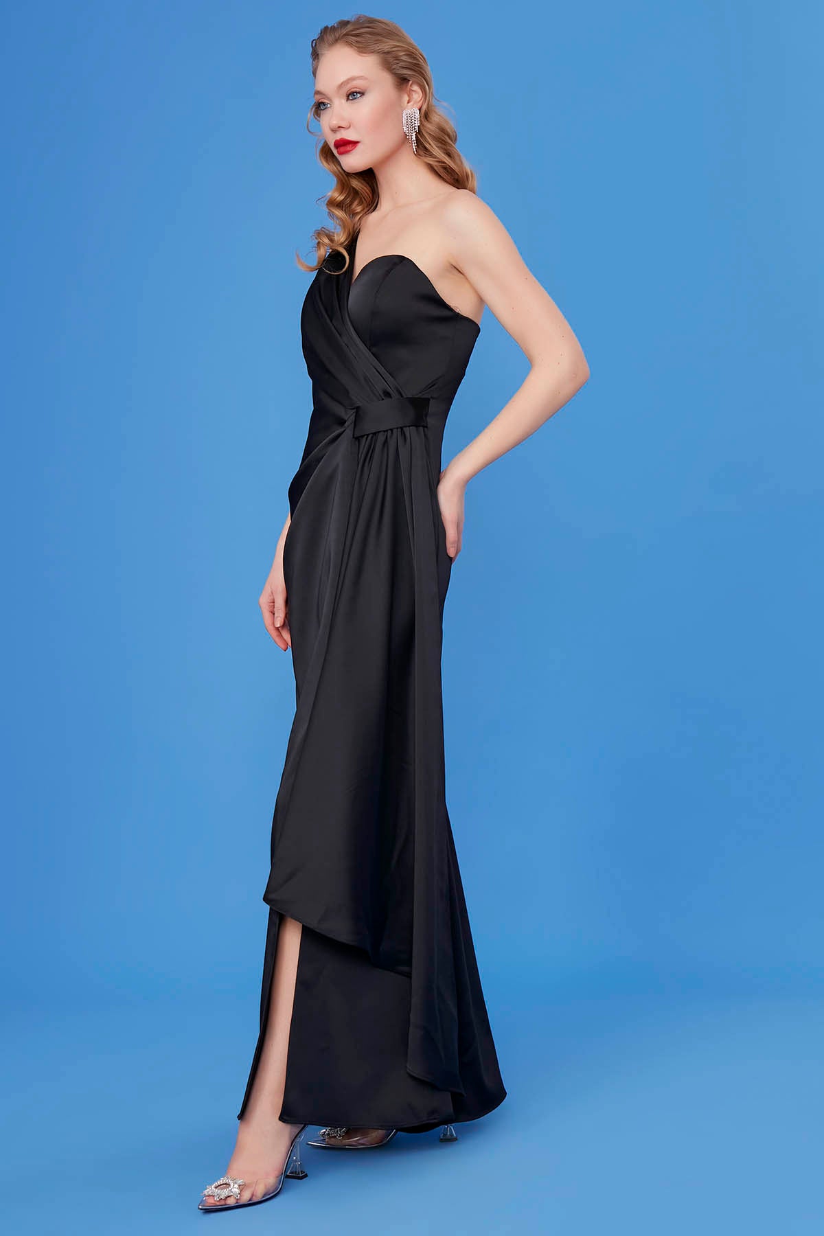ONE SHOULDER LONG SATIN DRESS
