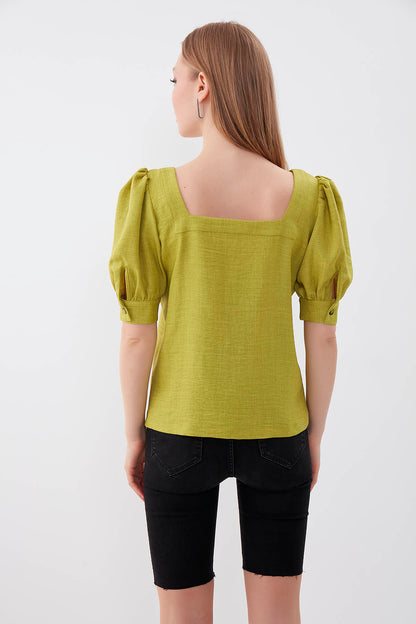 U-COLLAR LOOSE SLEEVE BUTTON BLOUSE