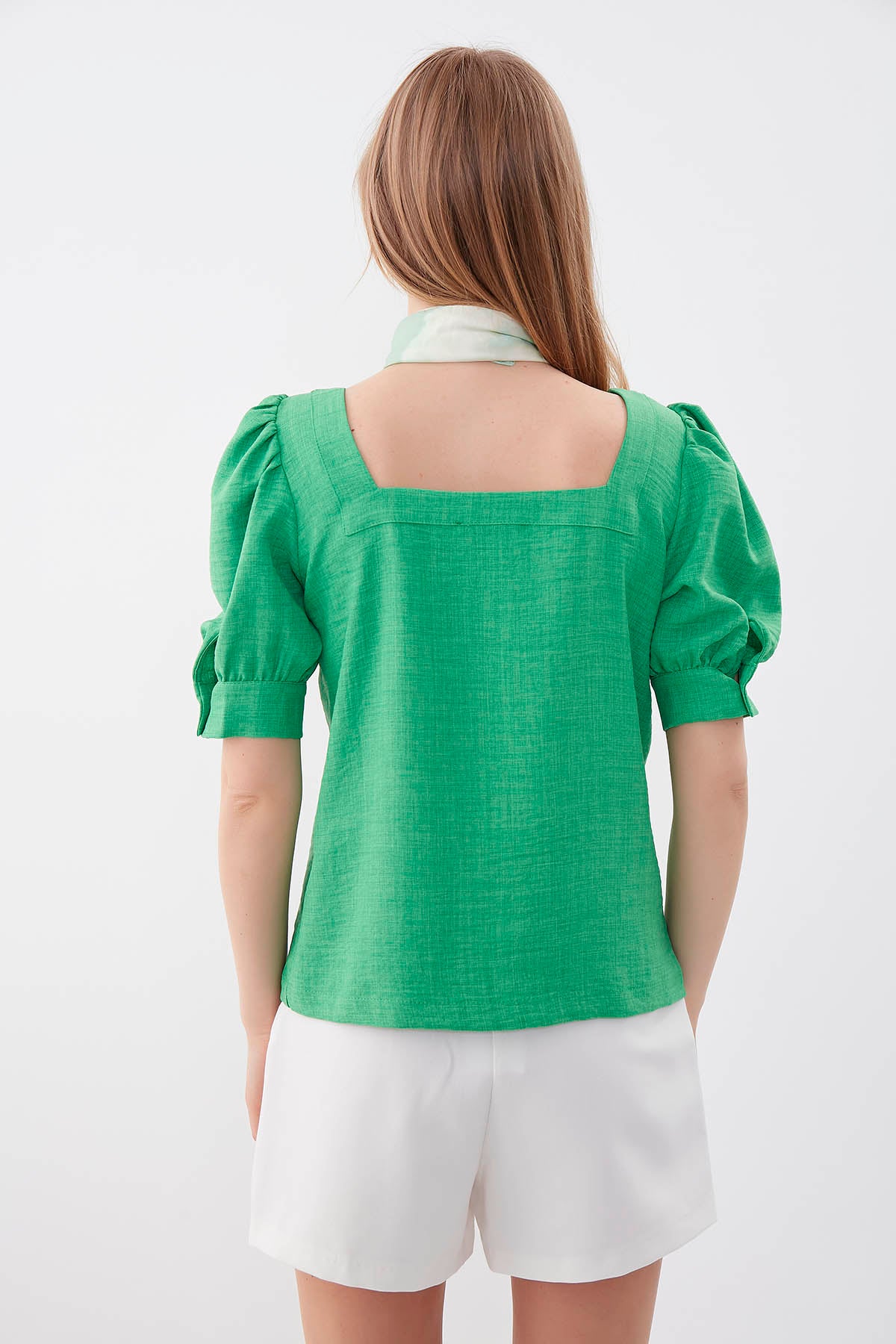 U-COLLAR LOOSE SLEEVE BUTTON BLOUSE