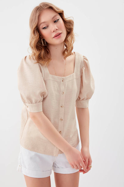 U-COLLAR LOOSE SLEEVE BUTTON BLOUSE