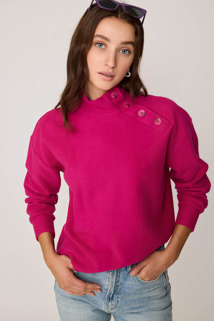 THREE BUTTONS KNITTED BLOUSE