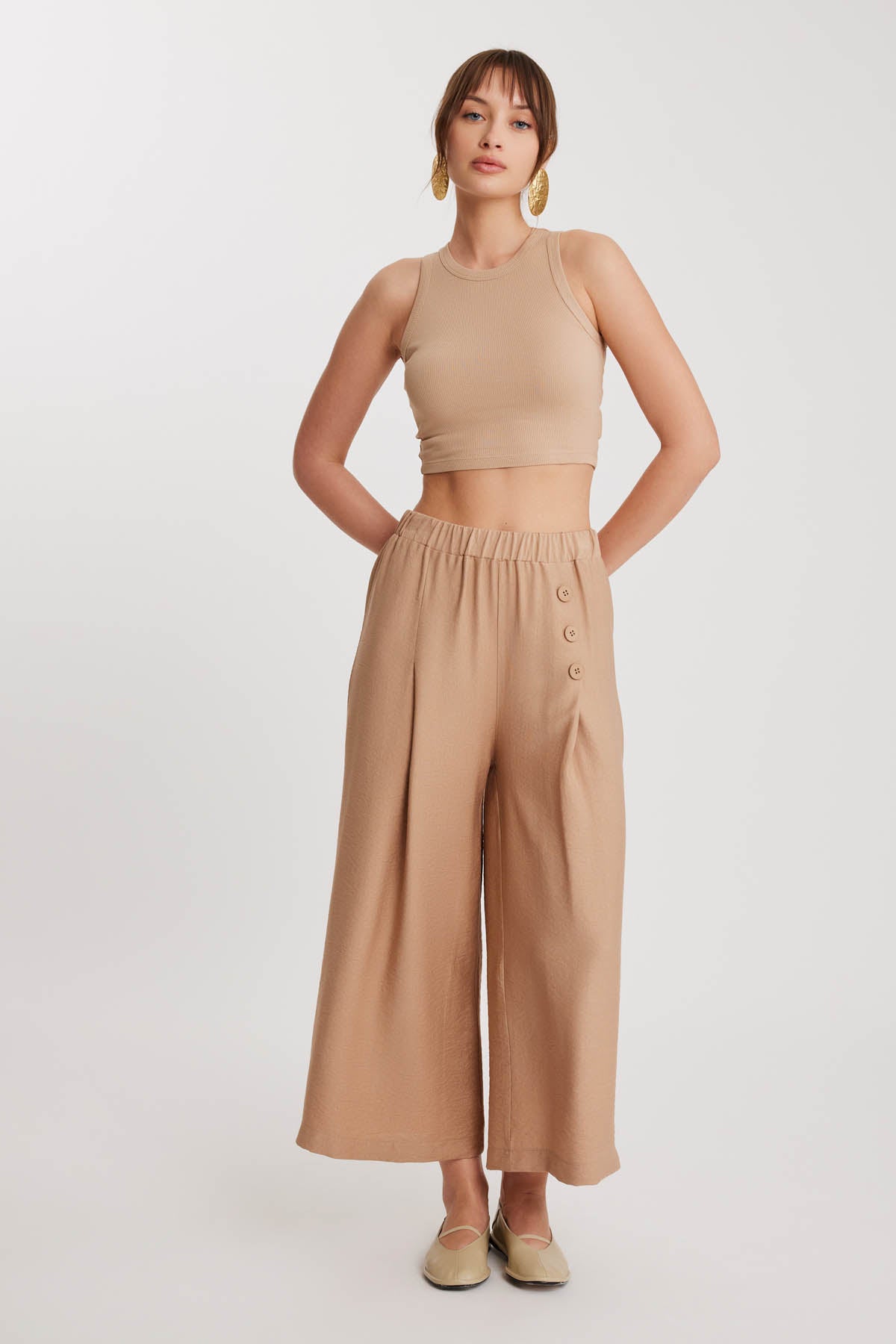 TRI-BUTTON WIDE BATCH PLEATED TROUSERS