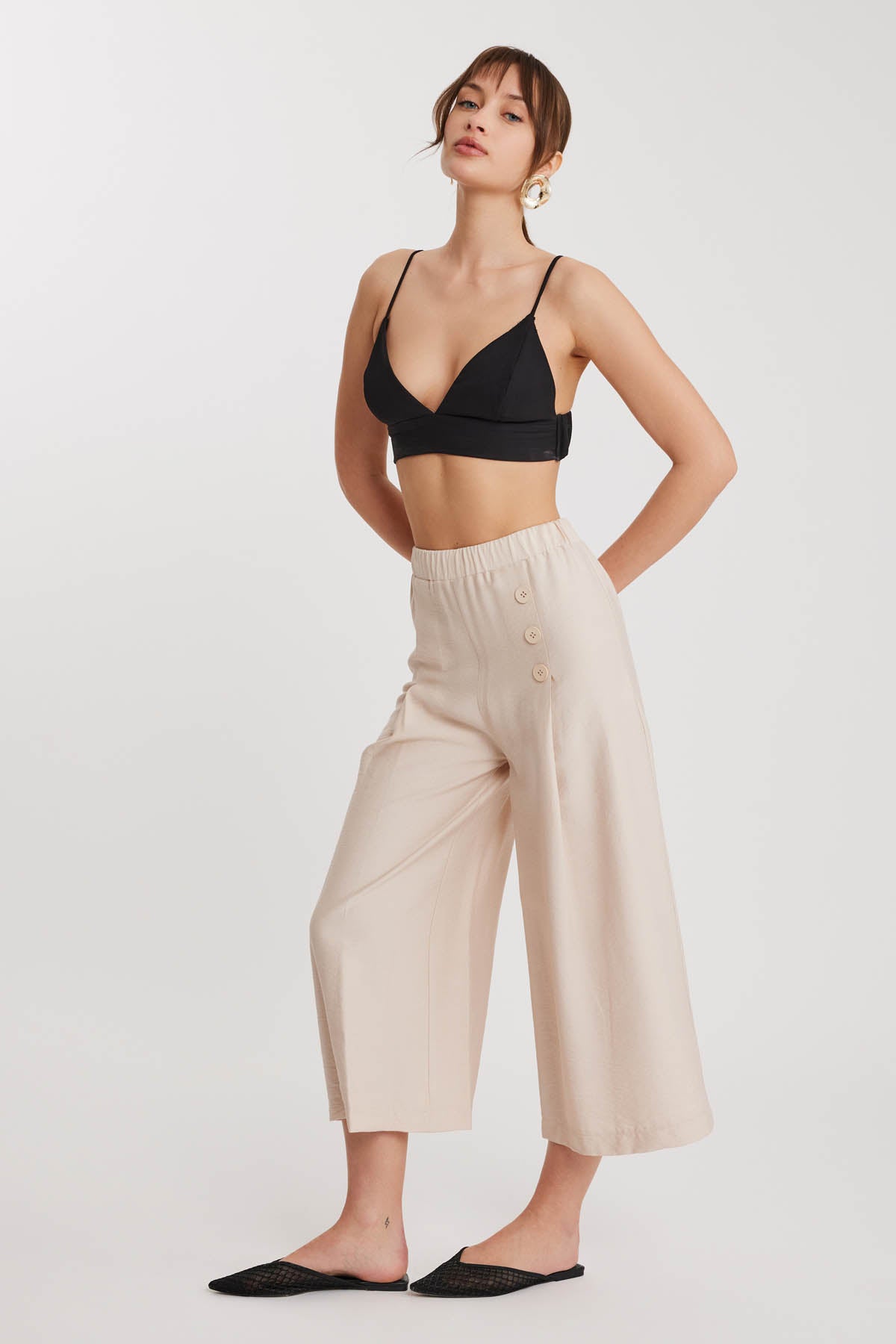 TRI-BUTTON WIDE BATCH PLEATED TROUSERS