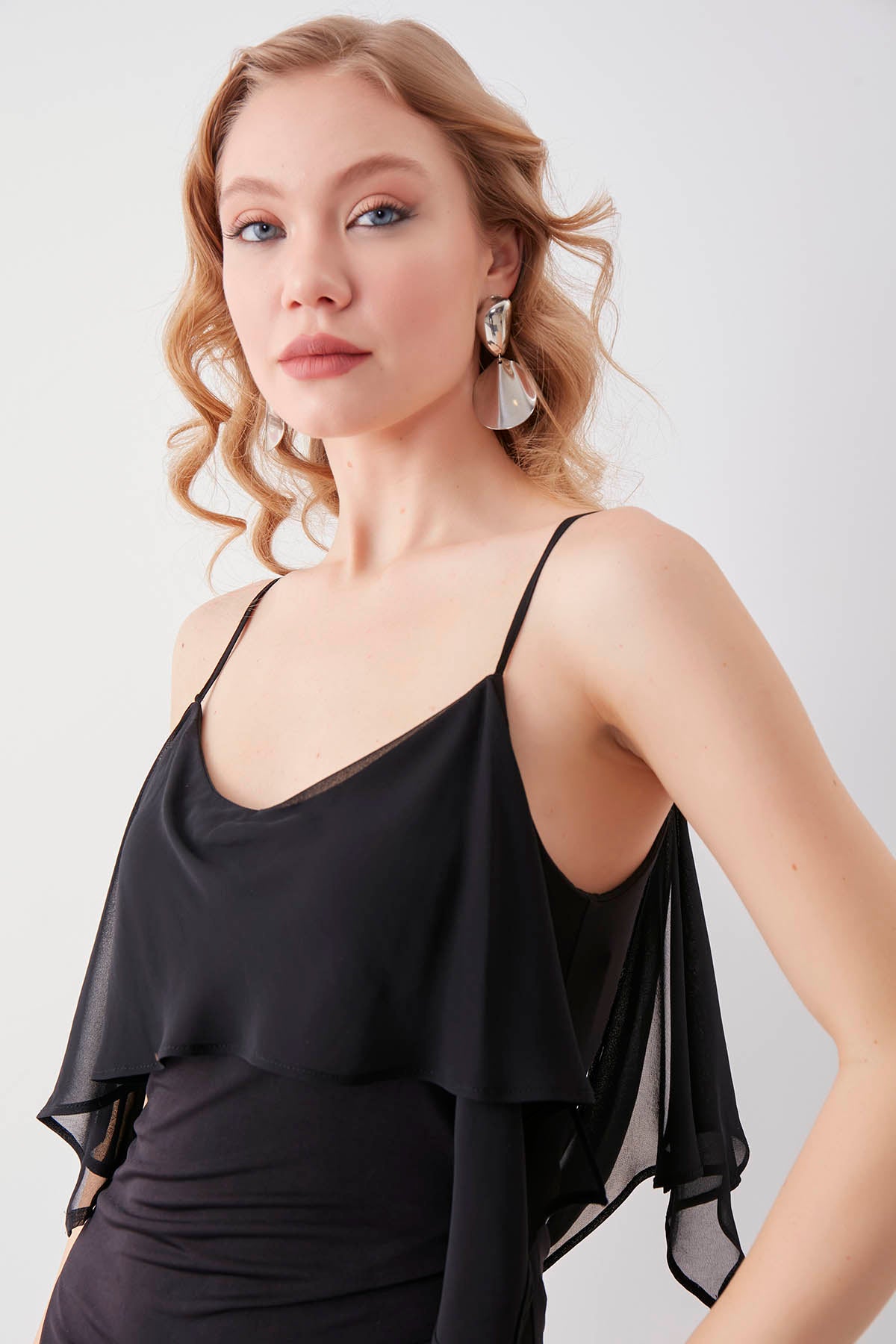 ELEGANT LOOSE FABRIC DRESS